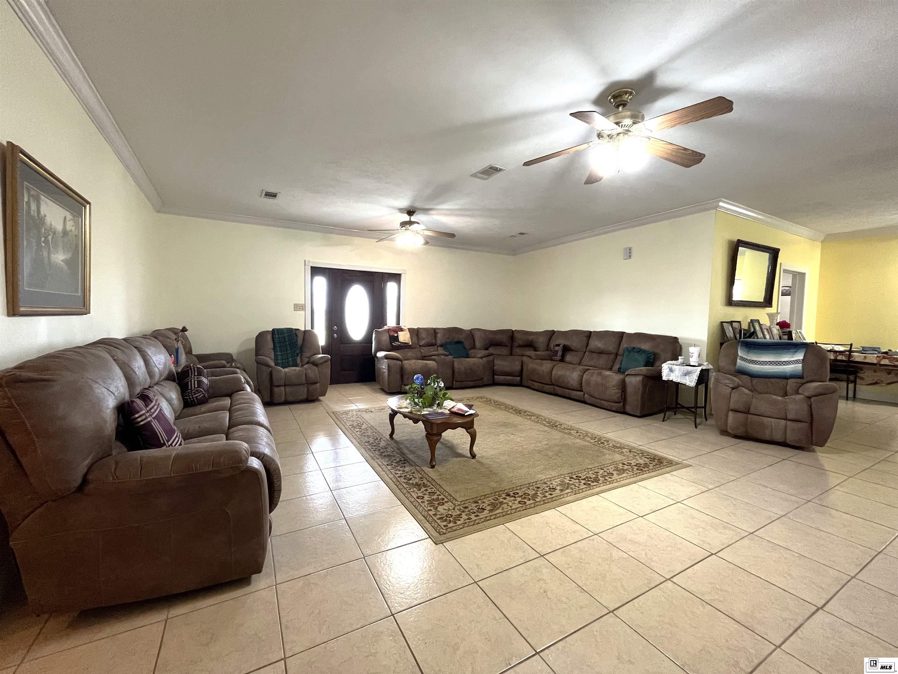6561 Highway 133