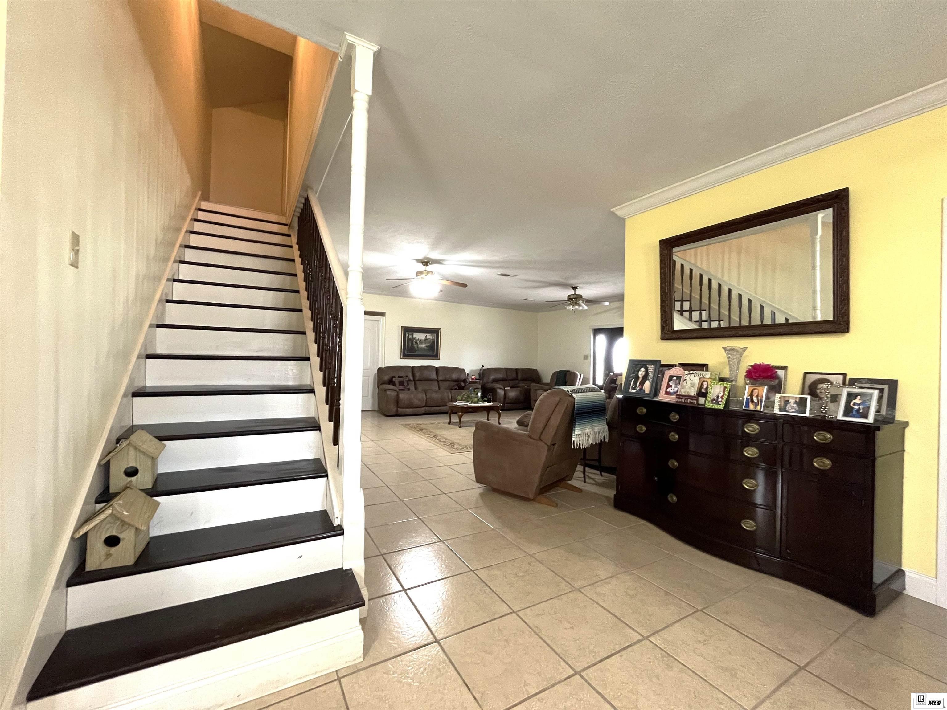 6561 Highway 133