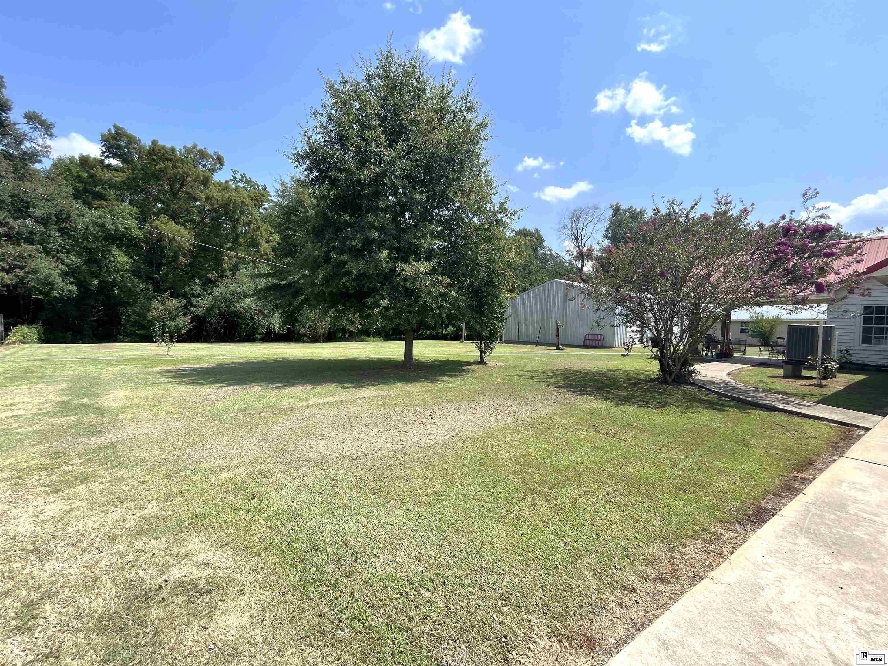 6561 Highway 133