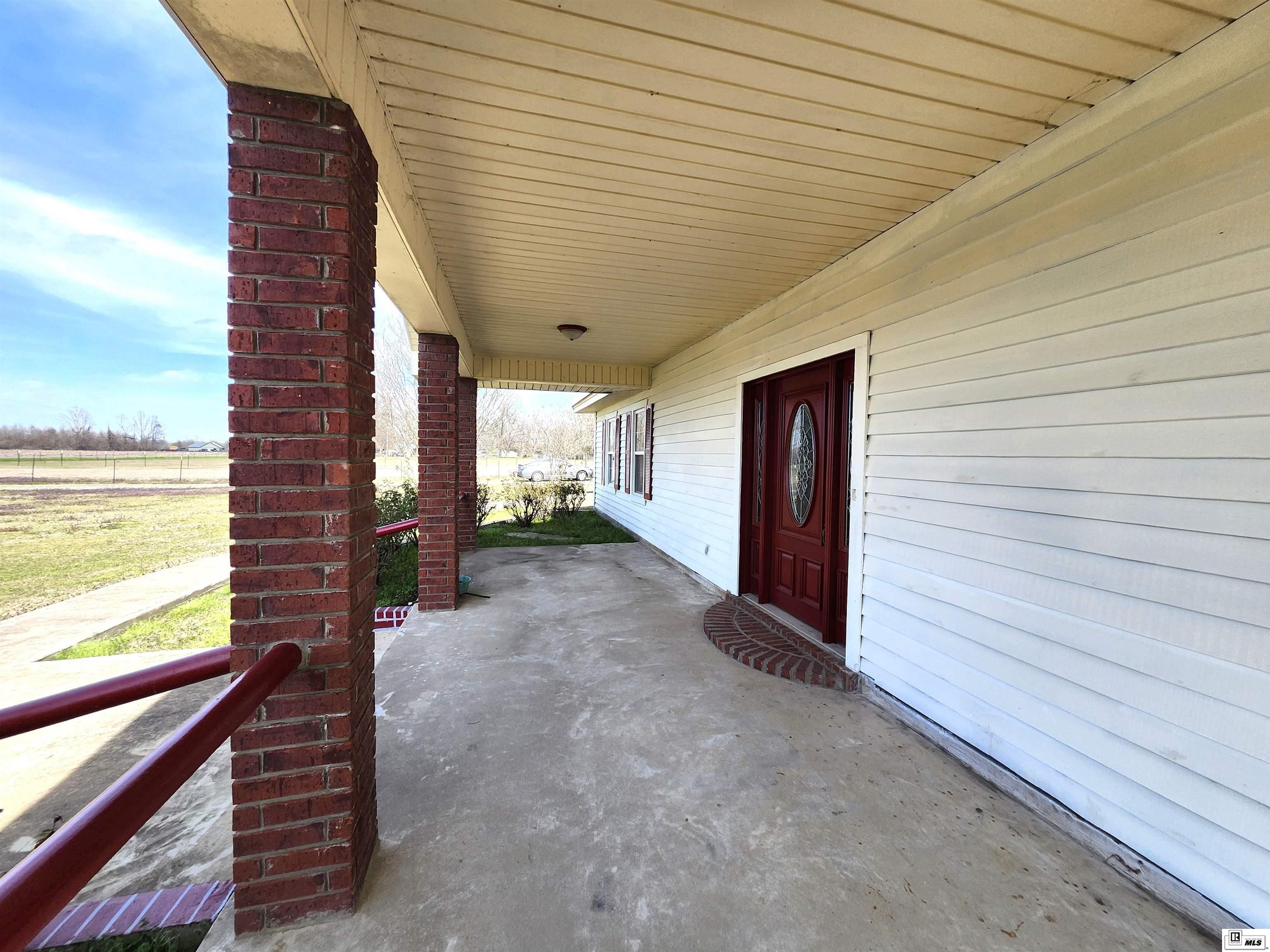 6561 Highway 133