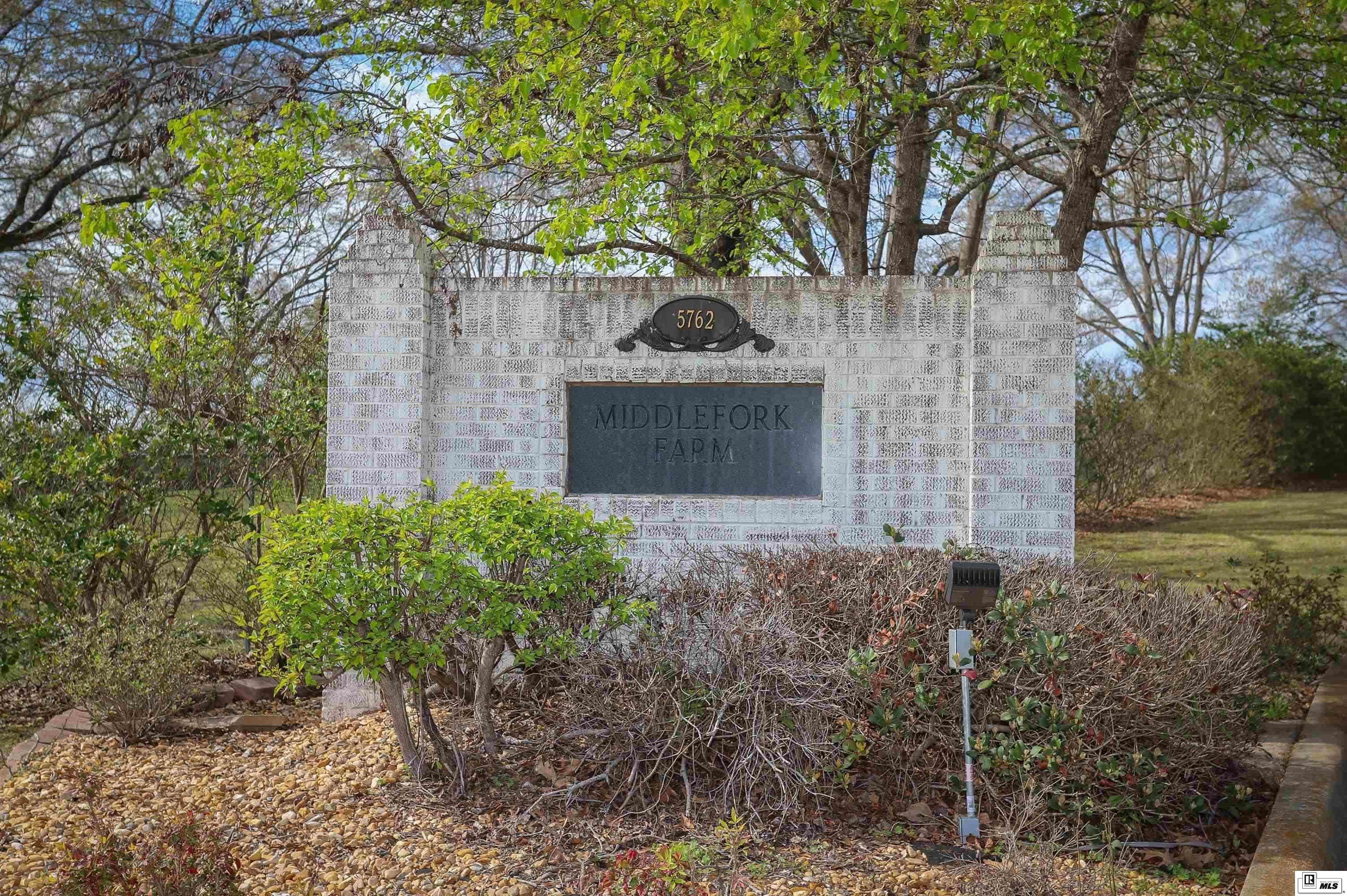 5672 Highway 9