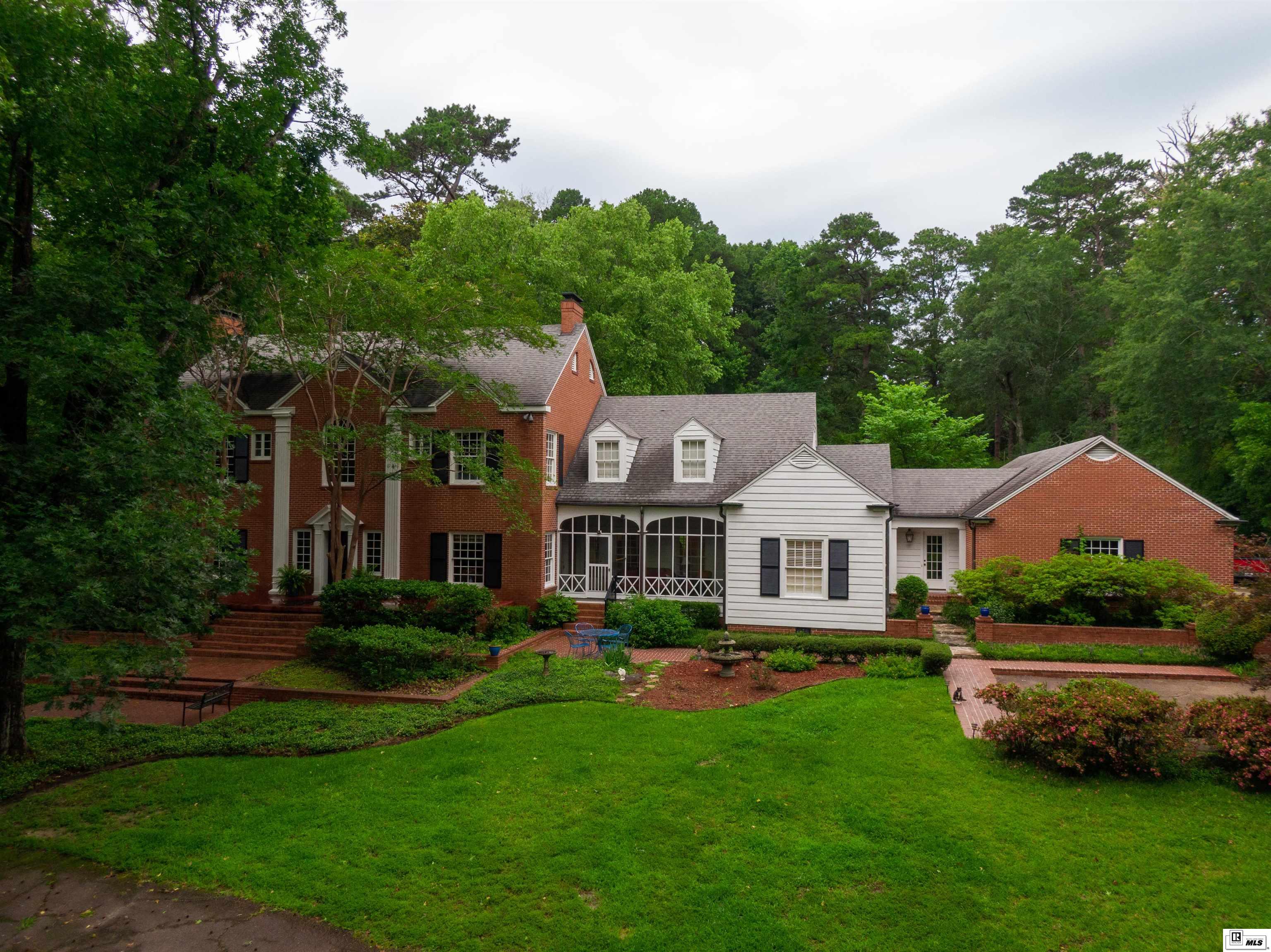206 Chautauqua Road