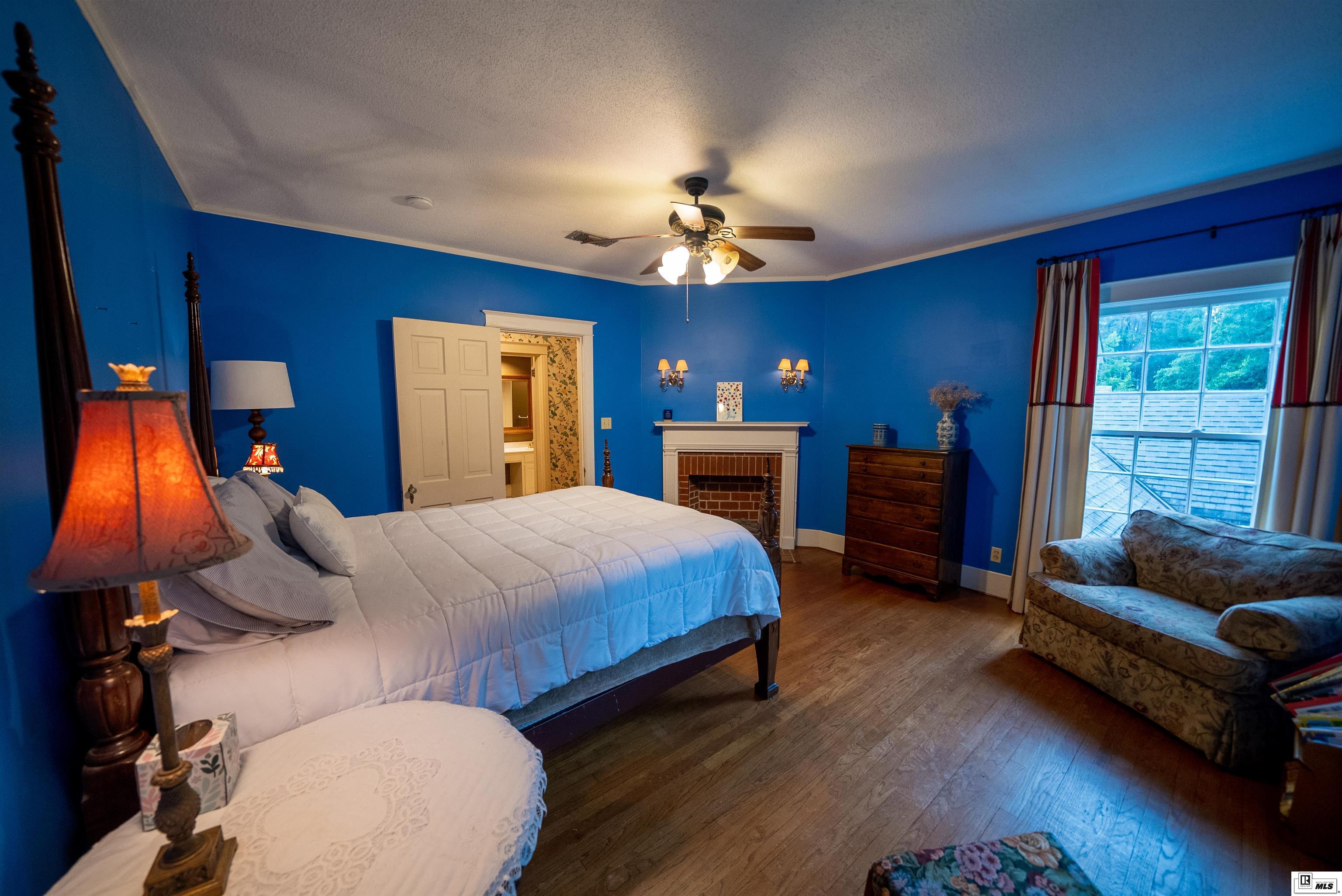 206 Chautauqua Road