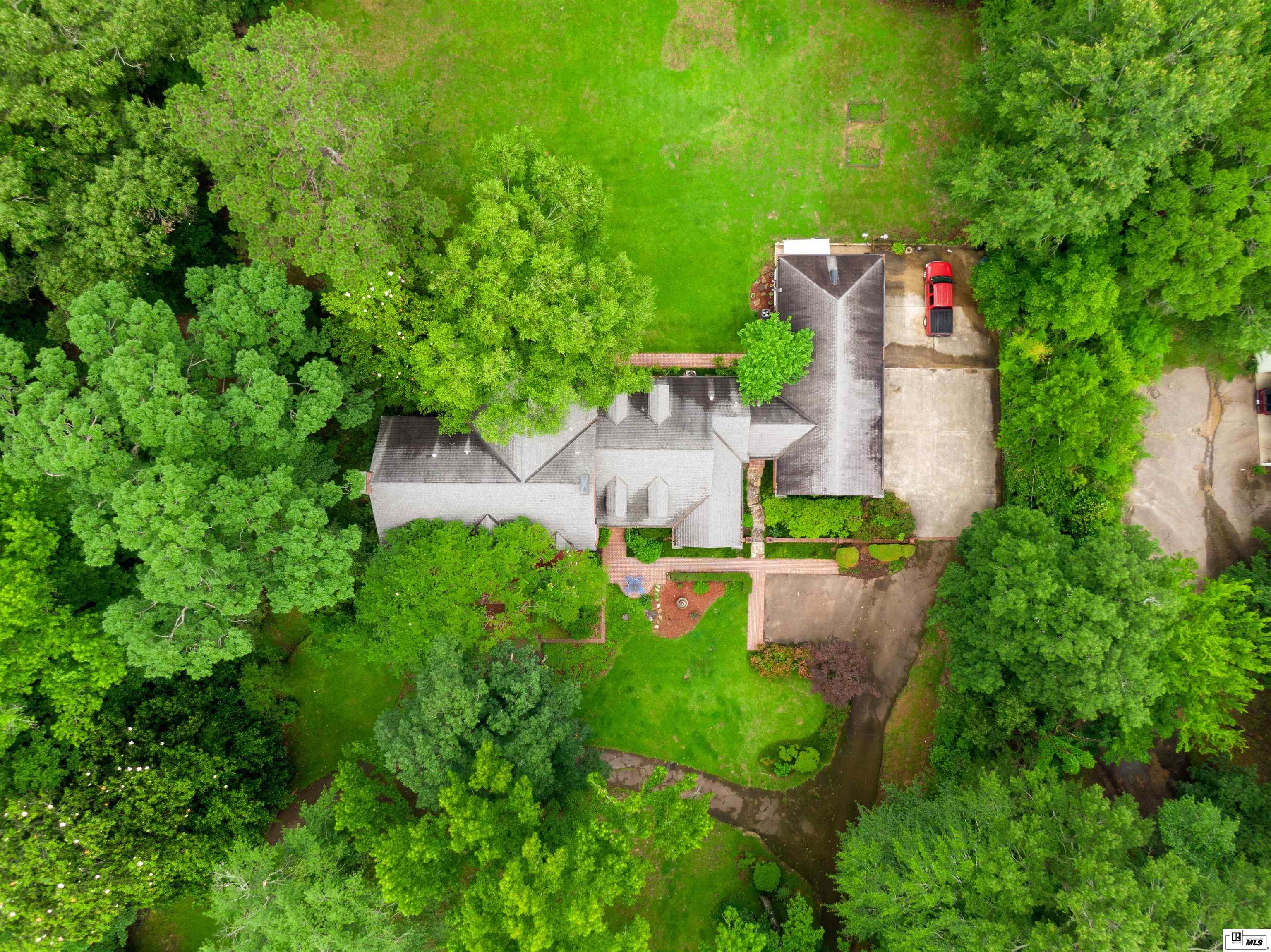 206 Chautauqua Road