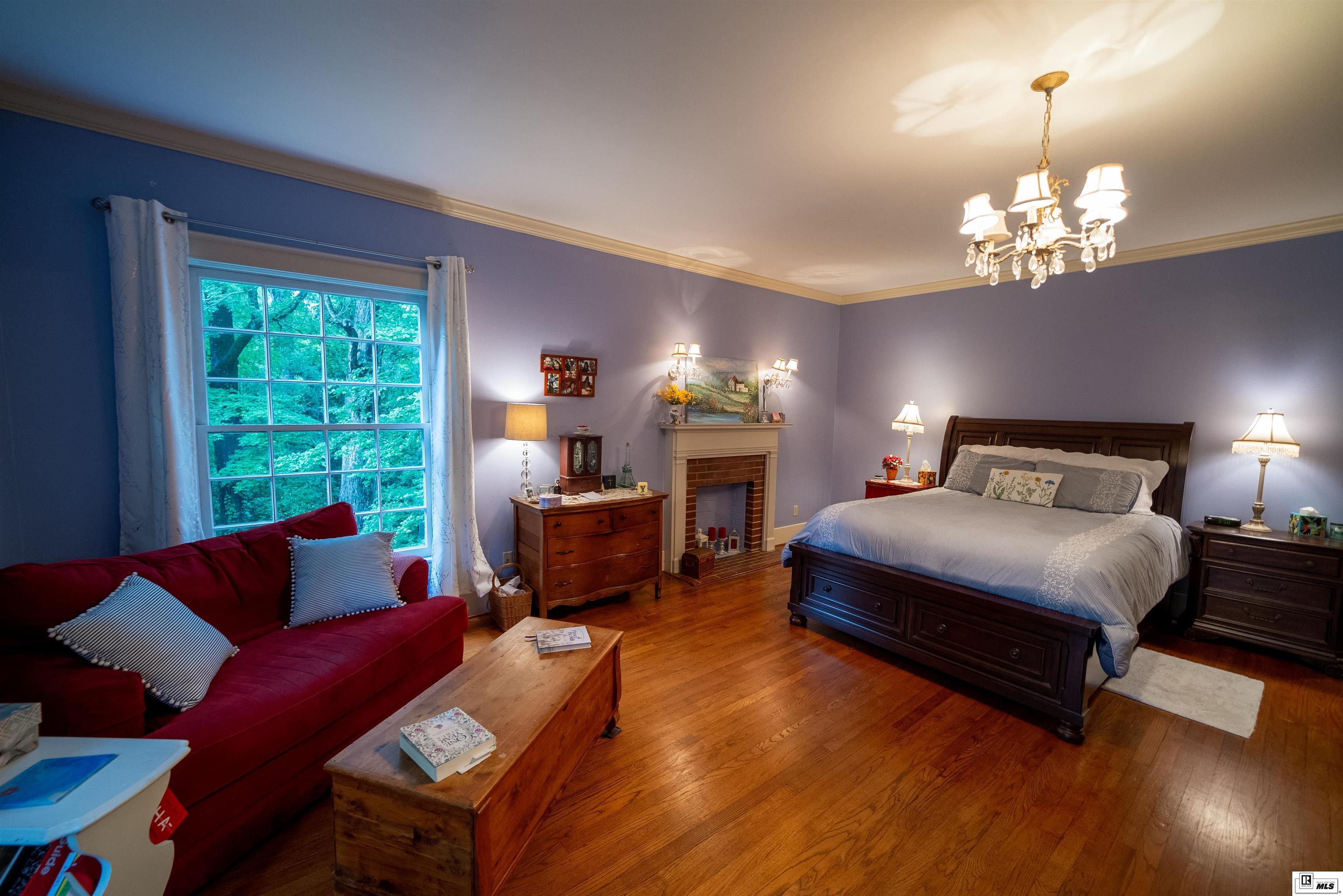 206 Chautauqua Road