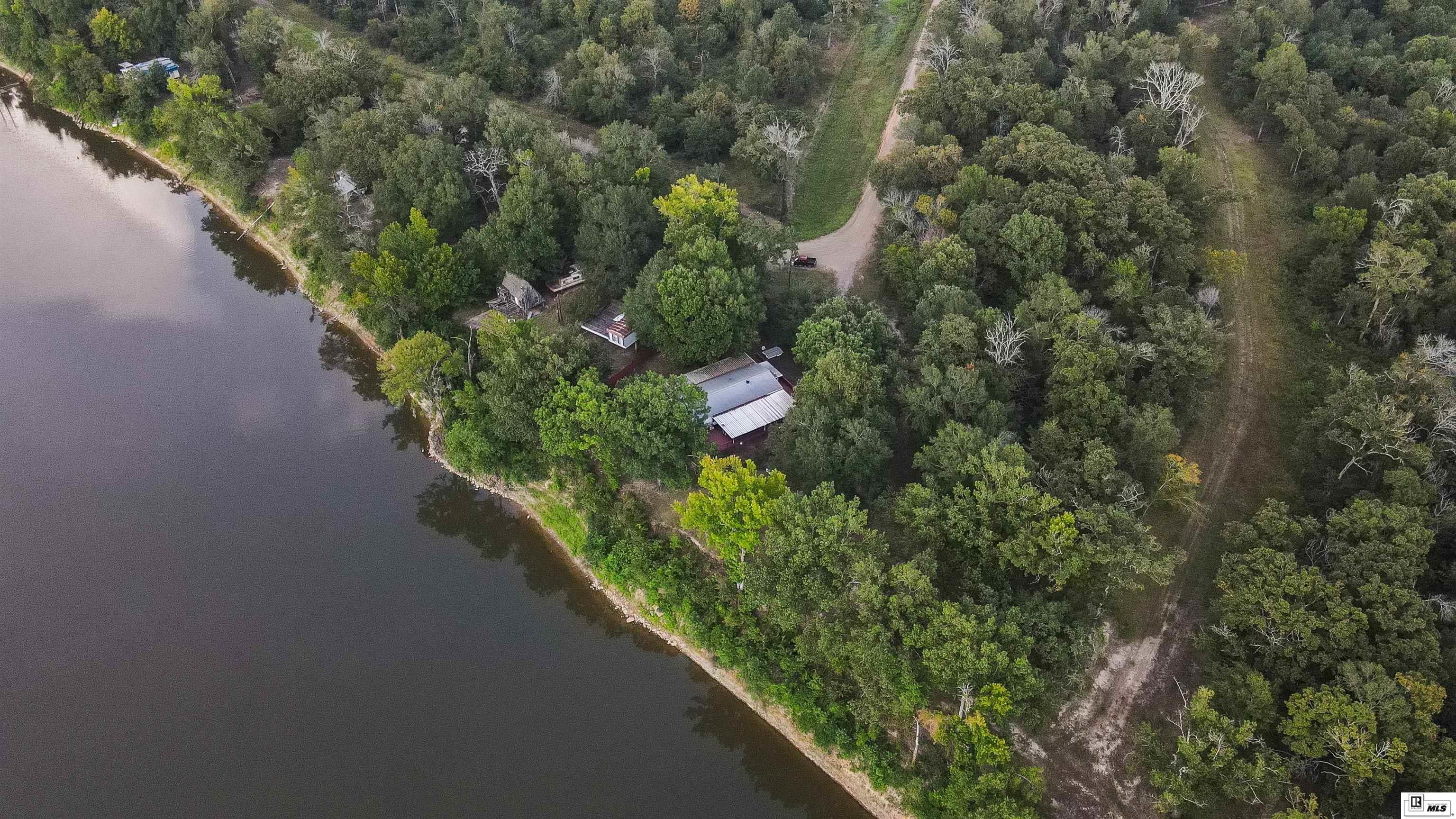 864 Hangout Road