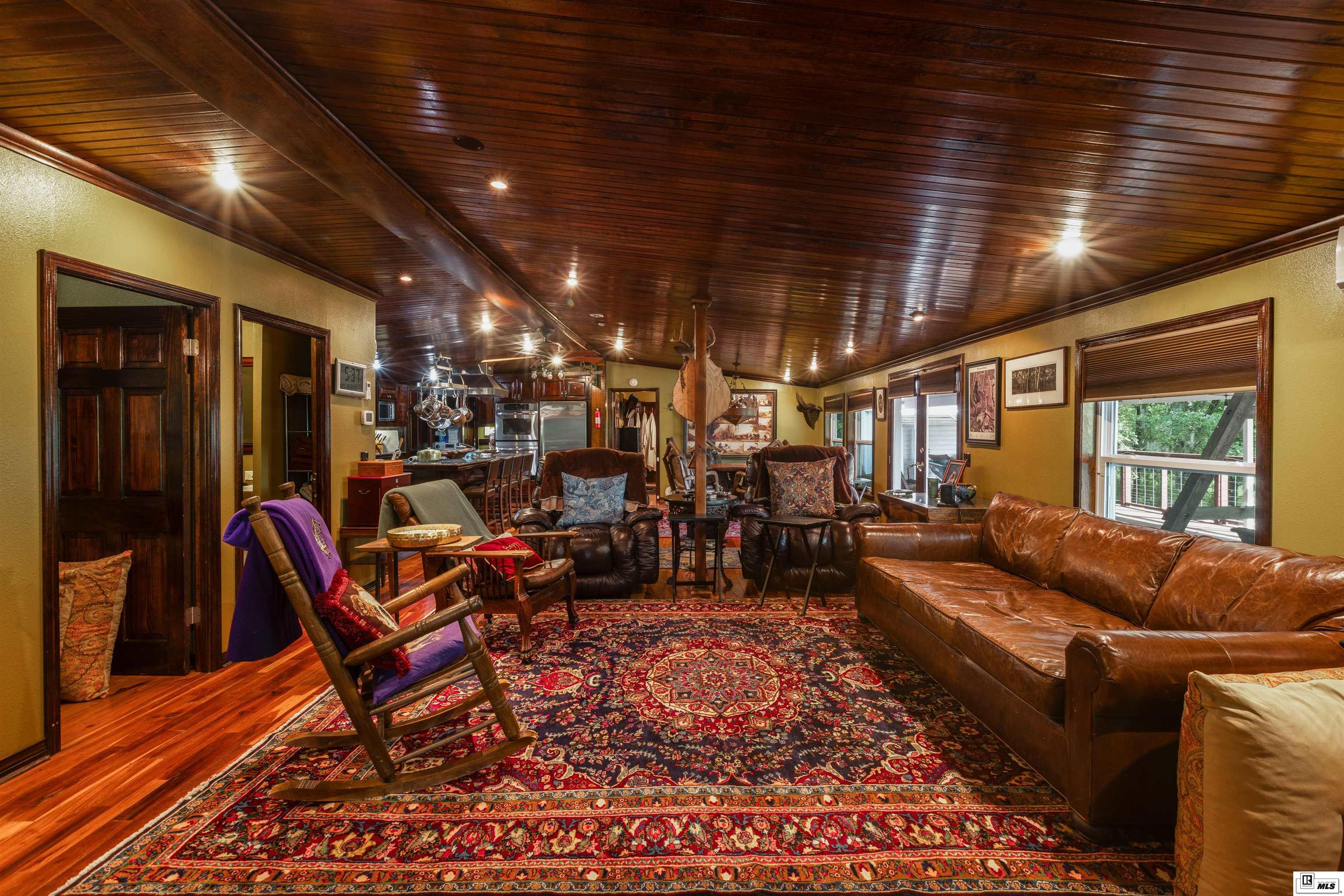 864 Hangout Road
