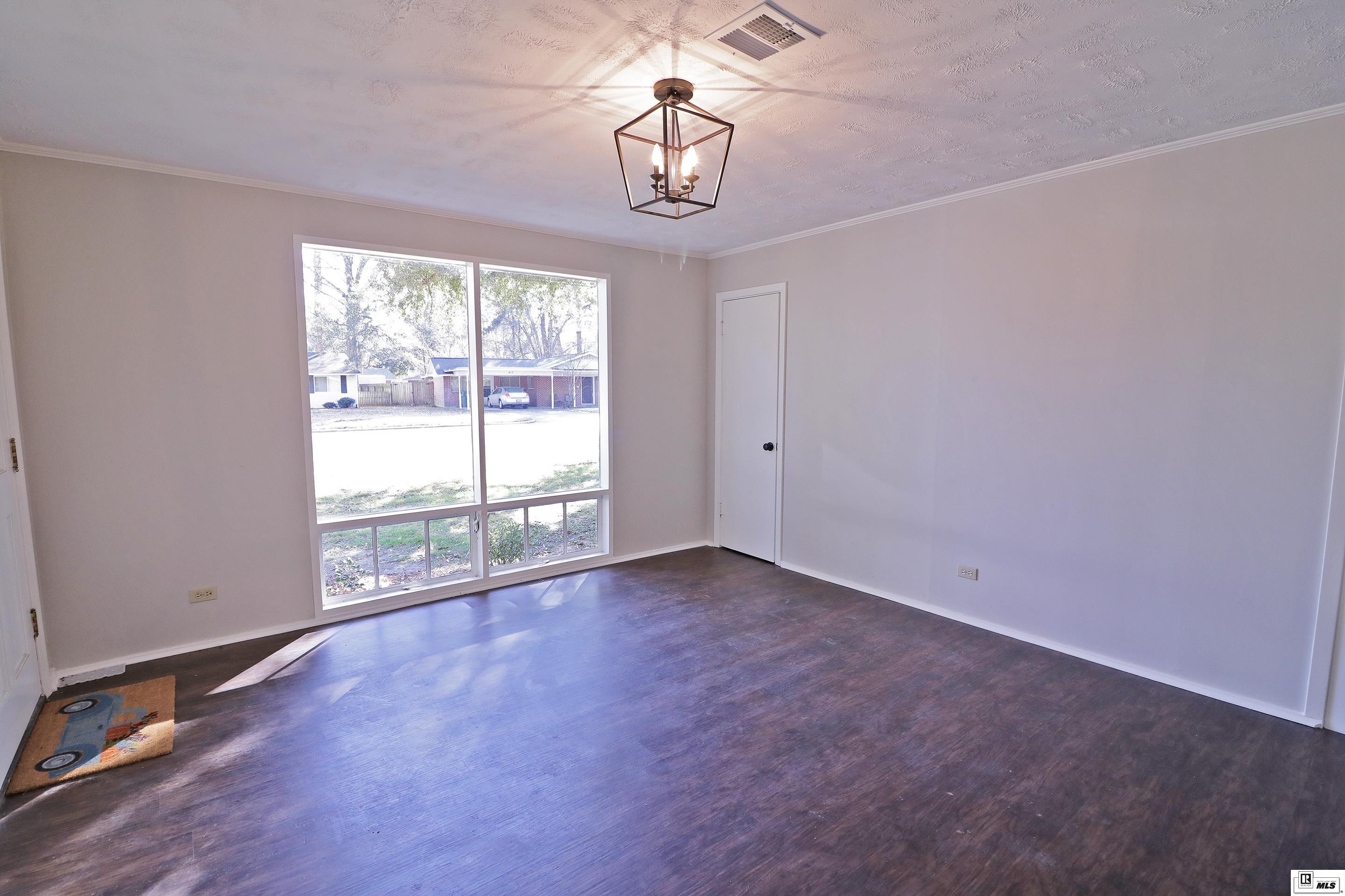 414 Eason Place