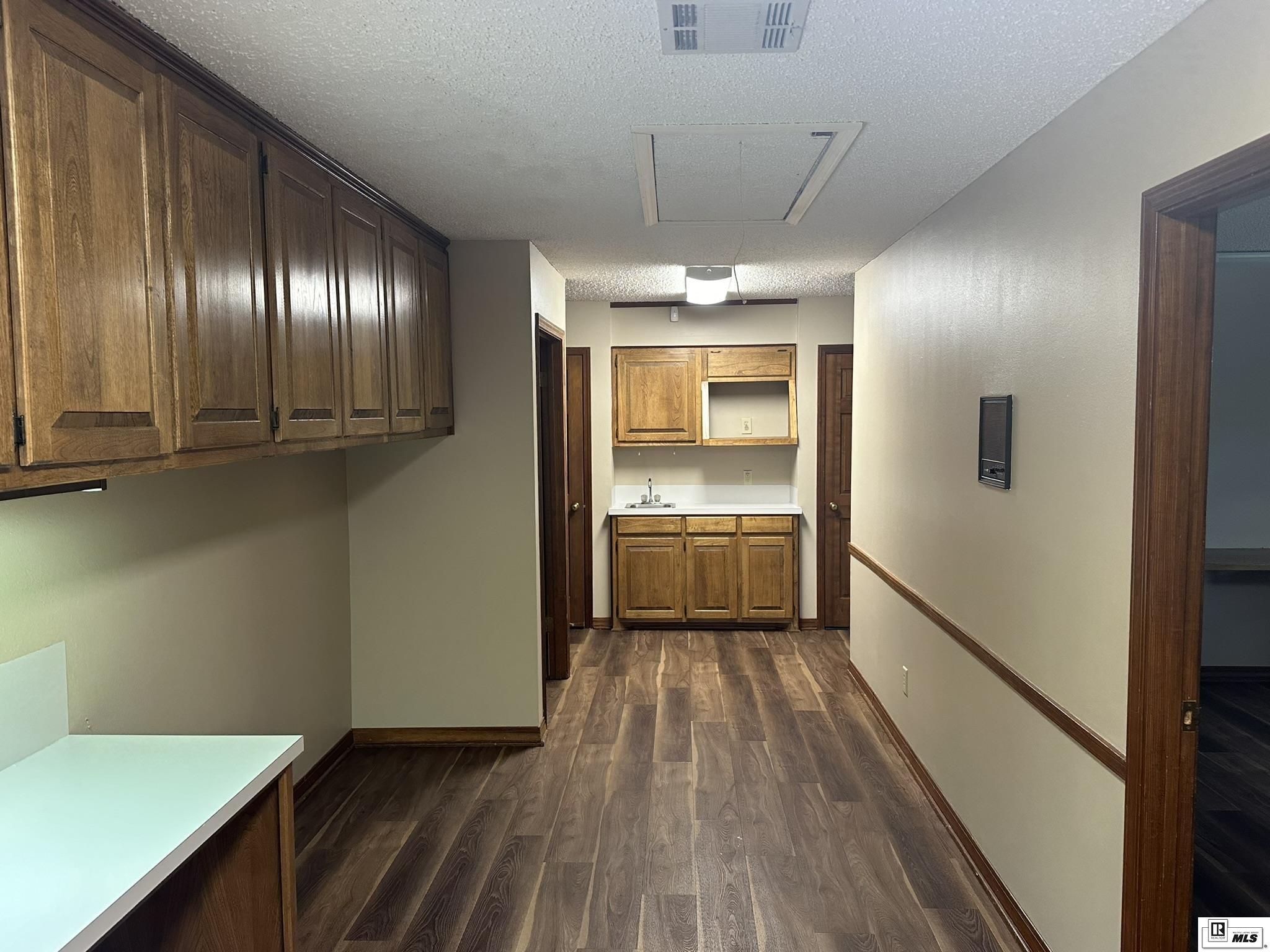 1300 Hudson Lane