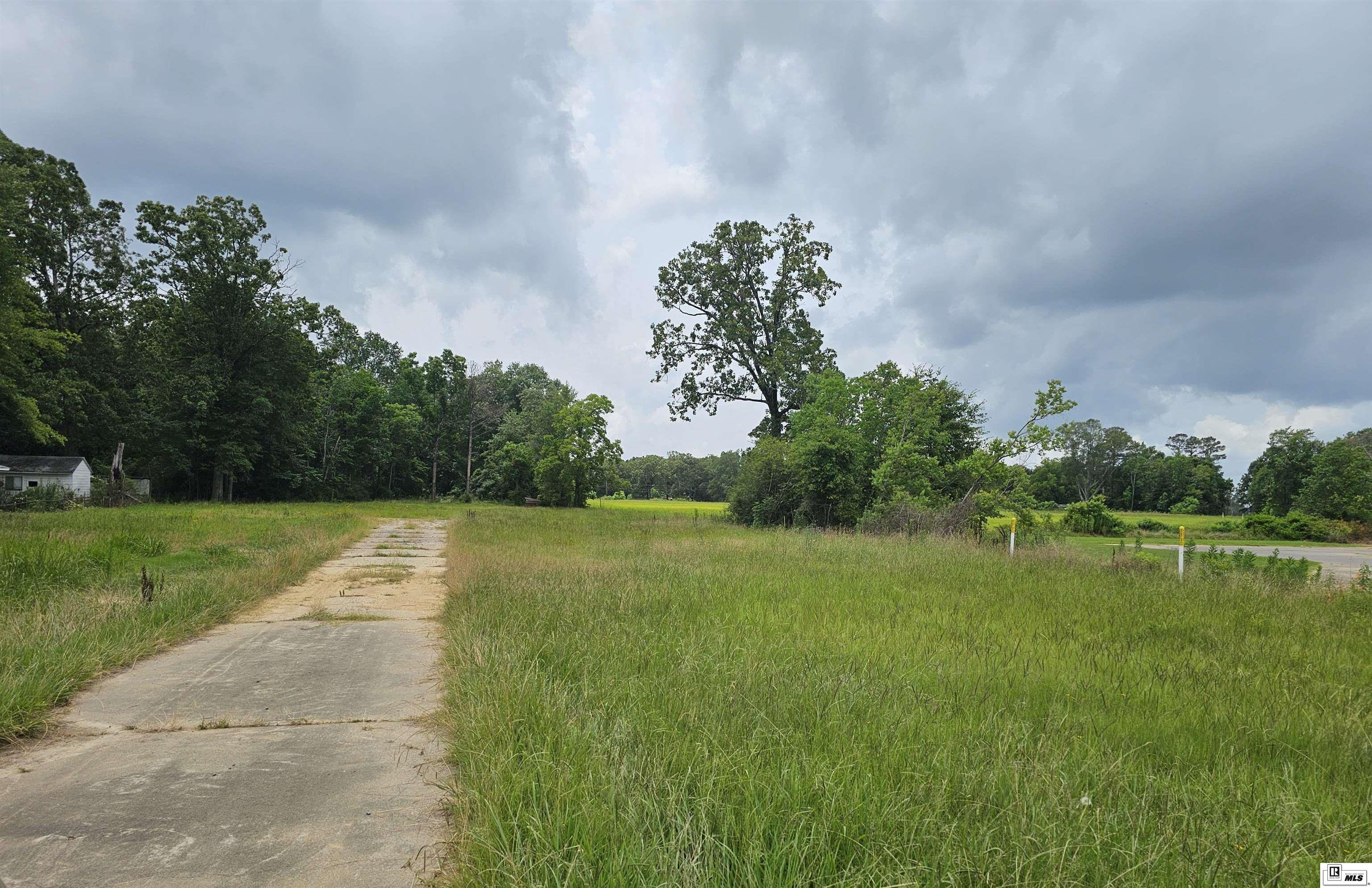 6100 Mer Rouge Road
