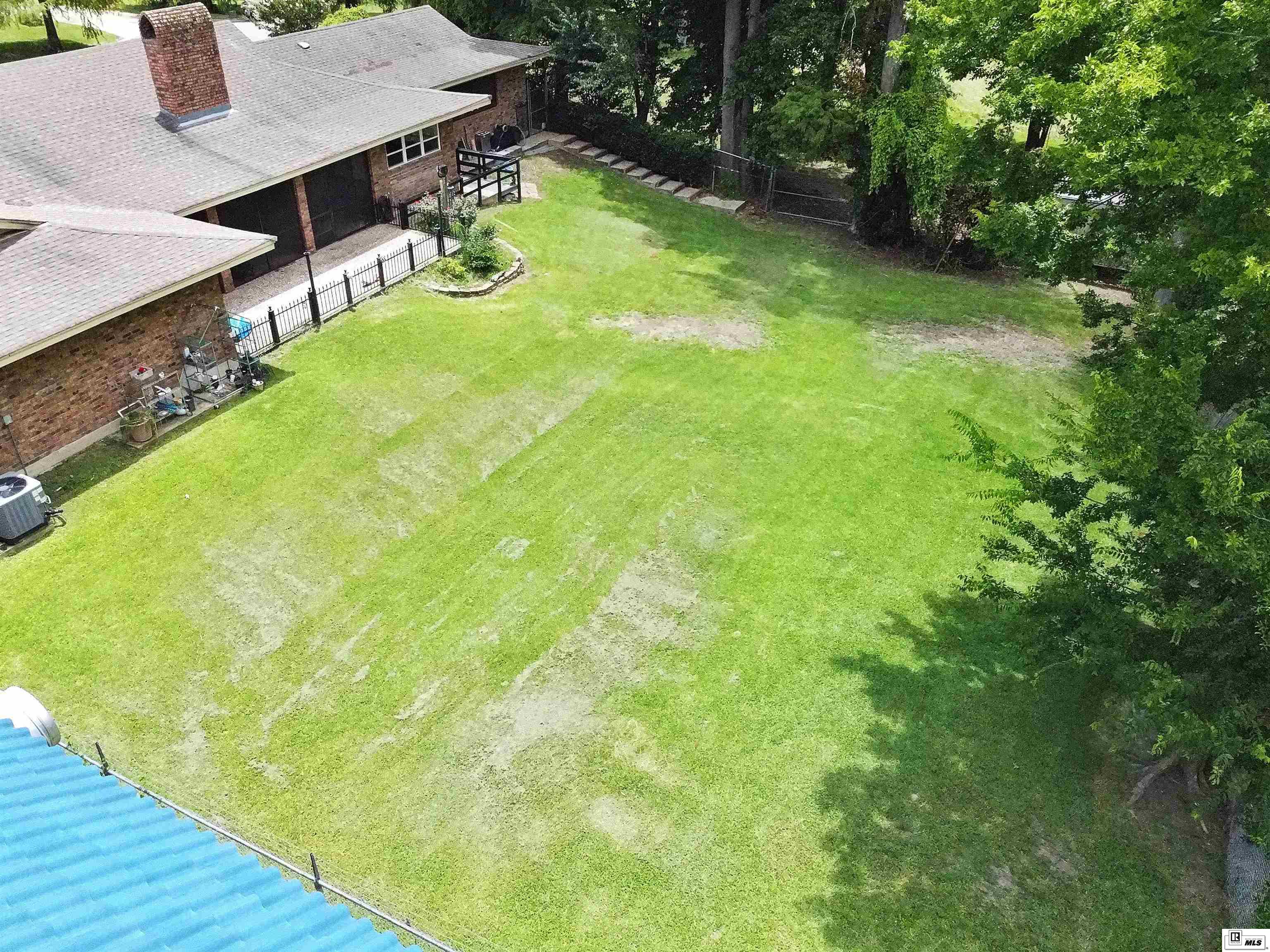128 Westland Place
