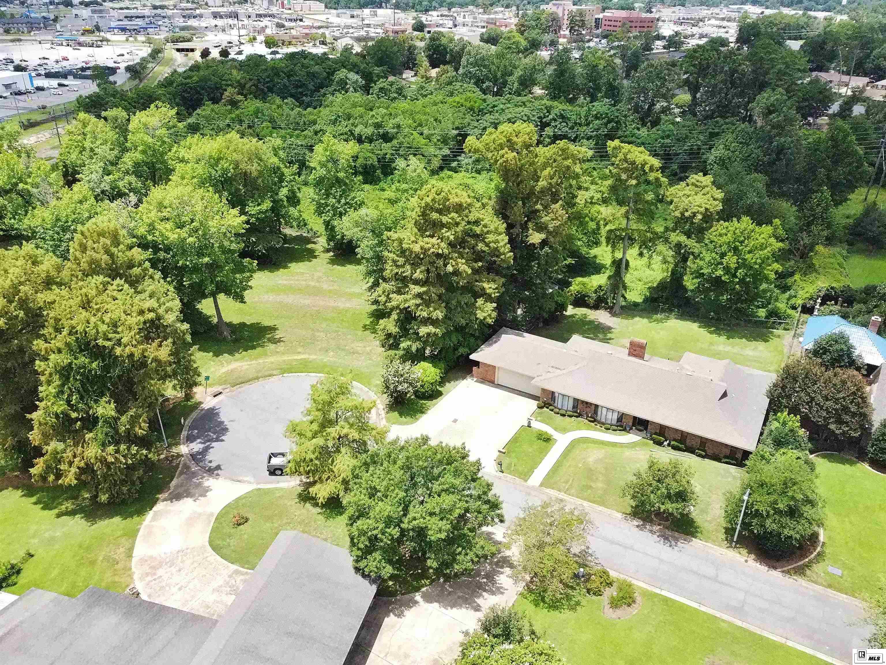 128 Westland Place