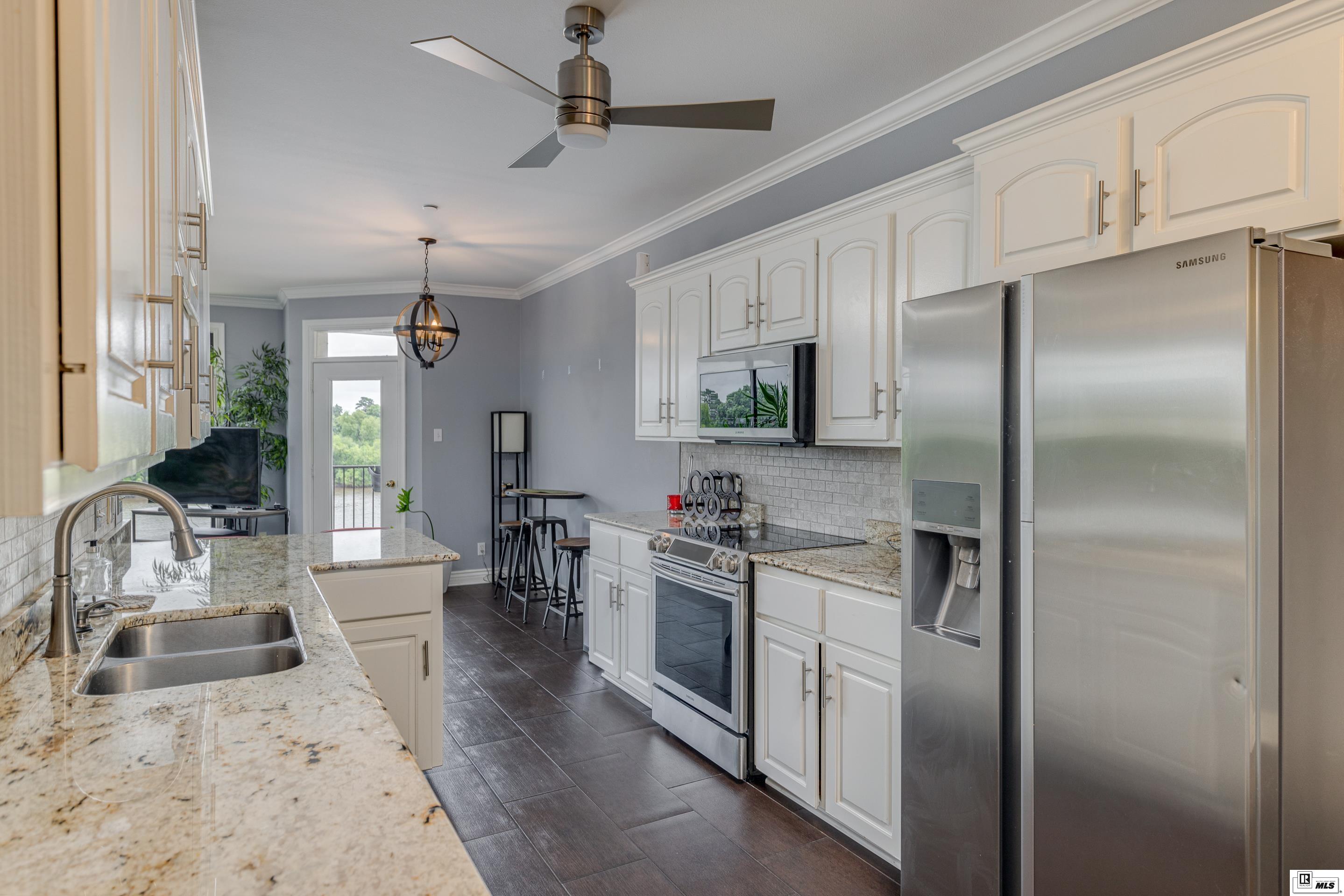 706 Trenton Street, Apt 4