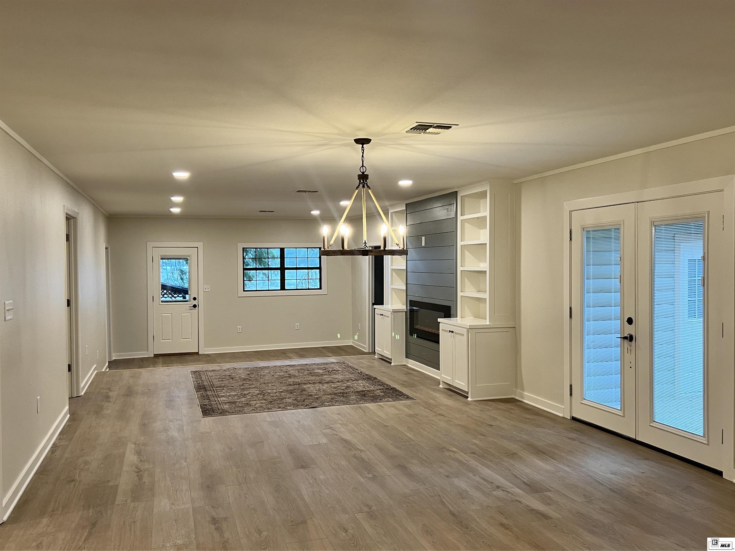 137 Donna Drive