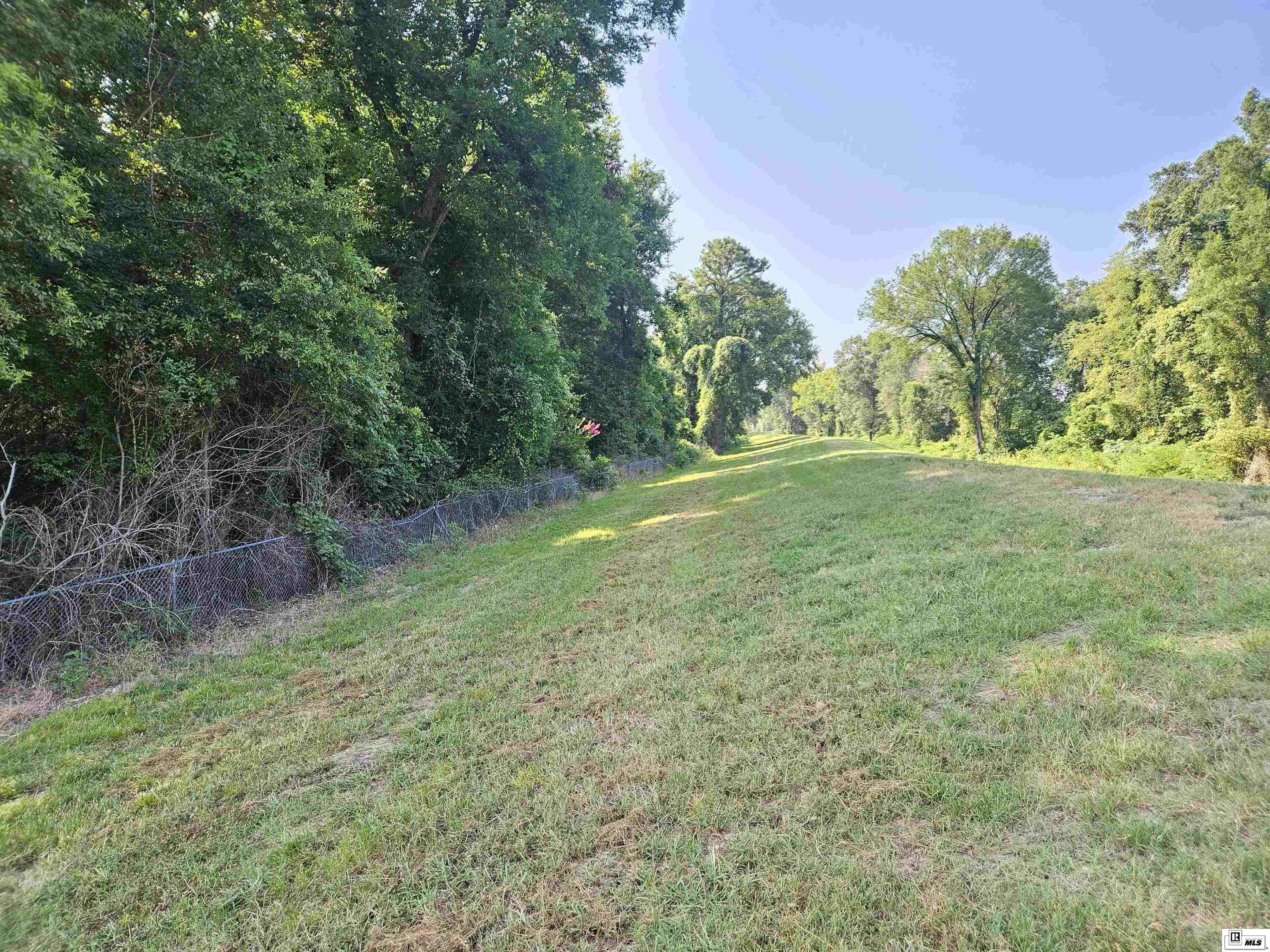 000 Peters Lane