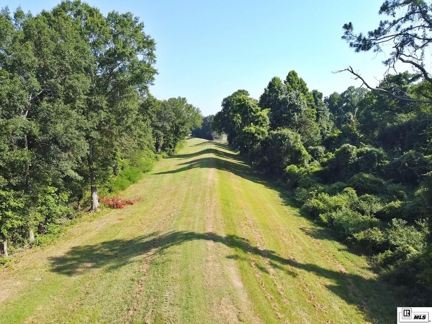 000 Peters Lane