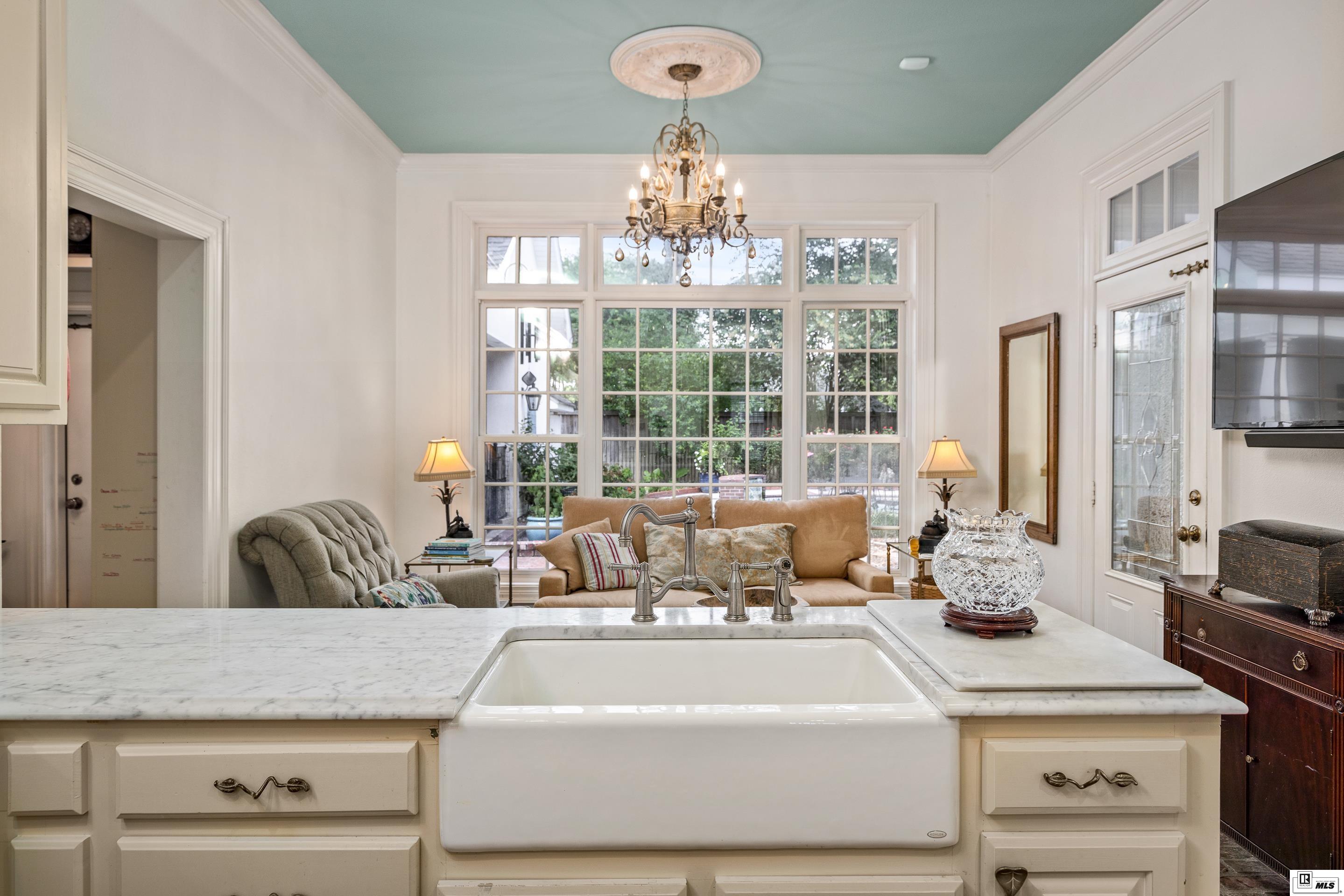 3009 Hunt Place