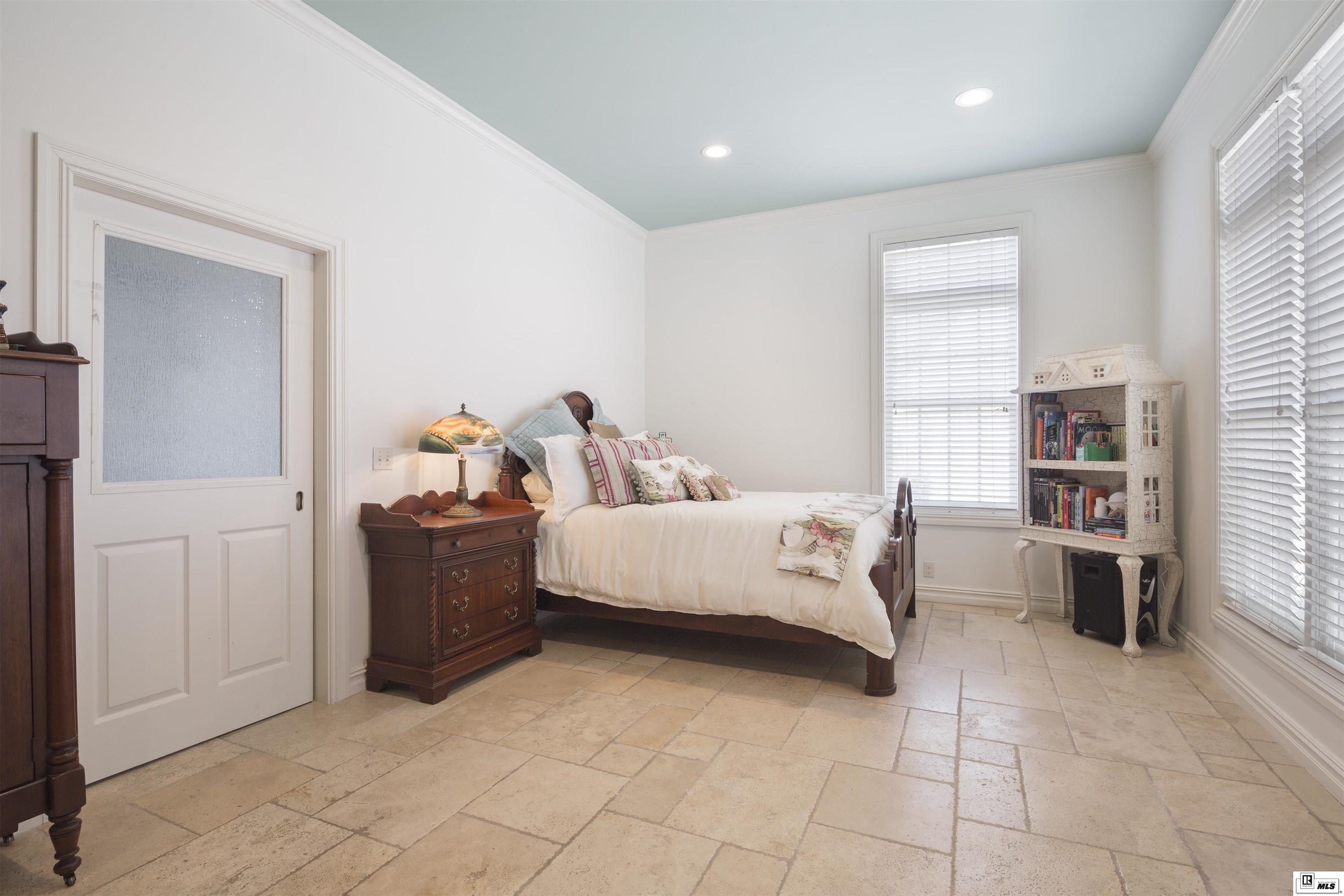 3009 Hunt Place