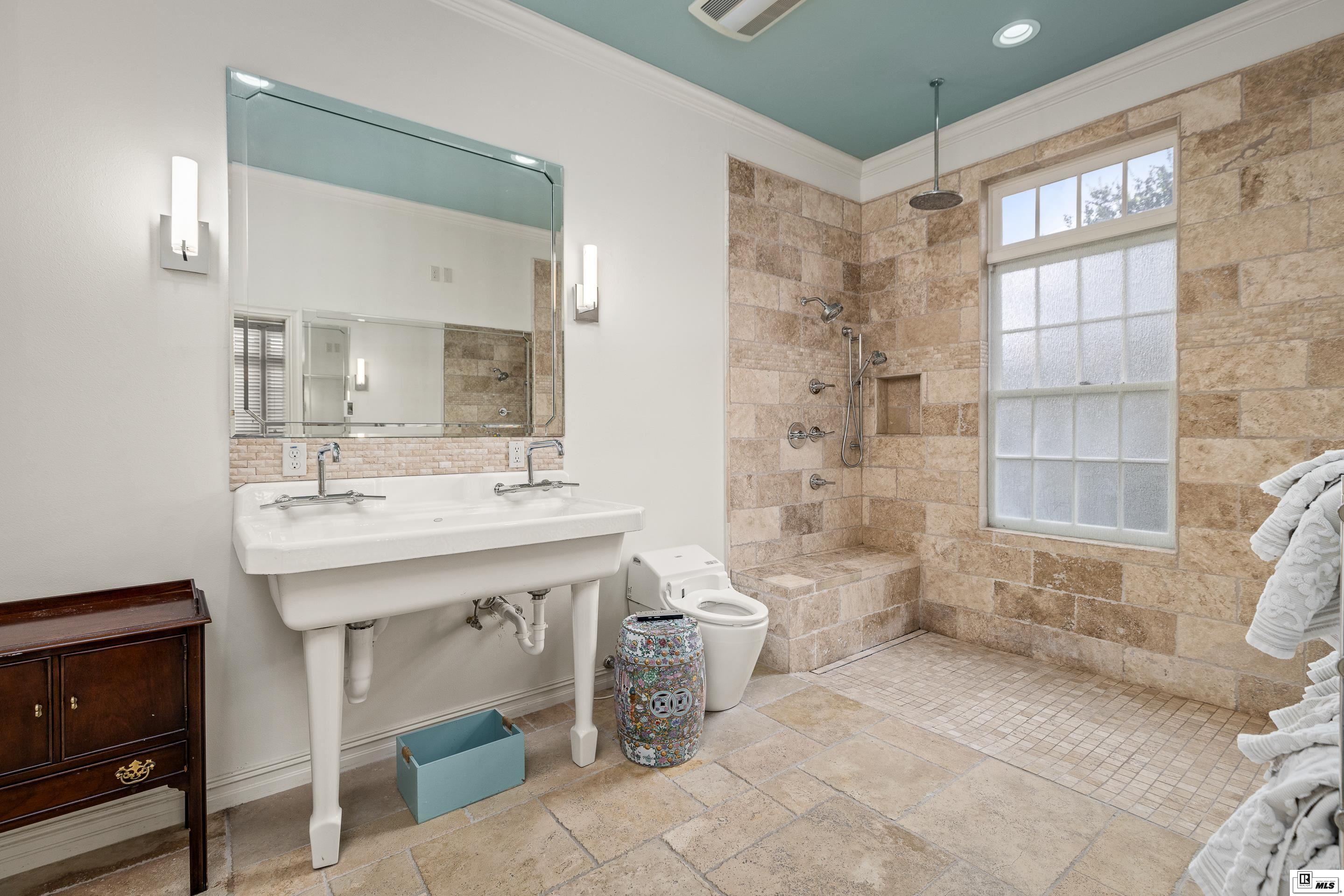 3009 Hunt Place