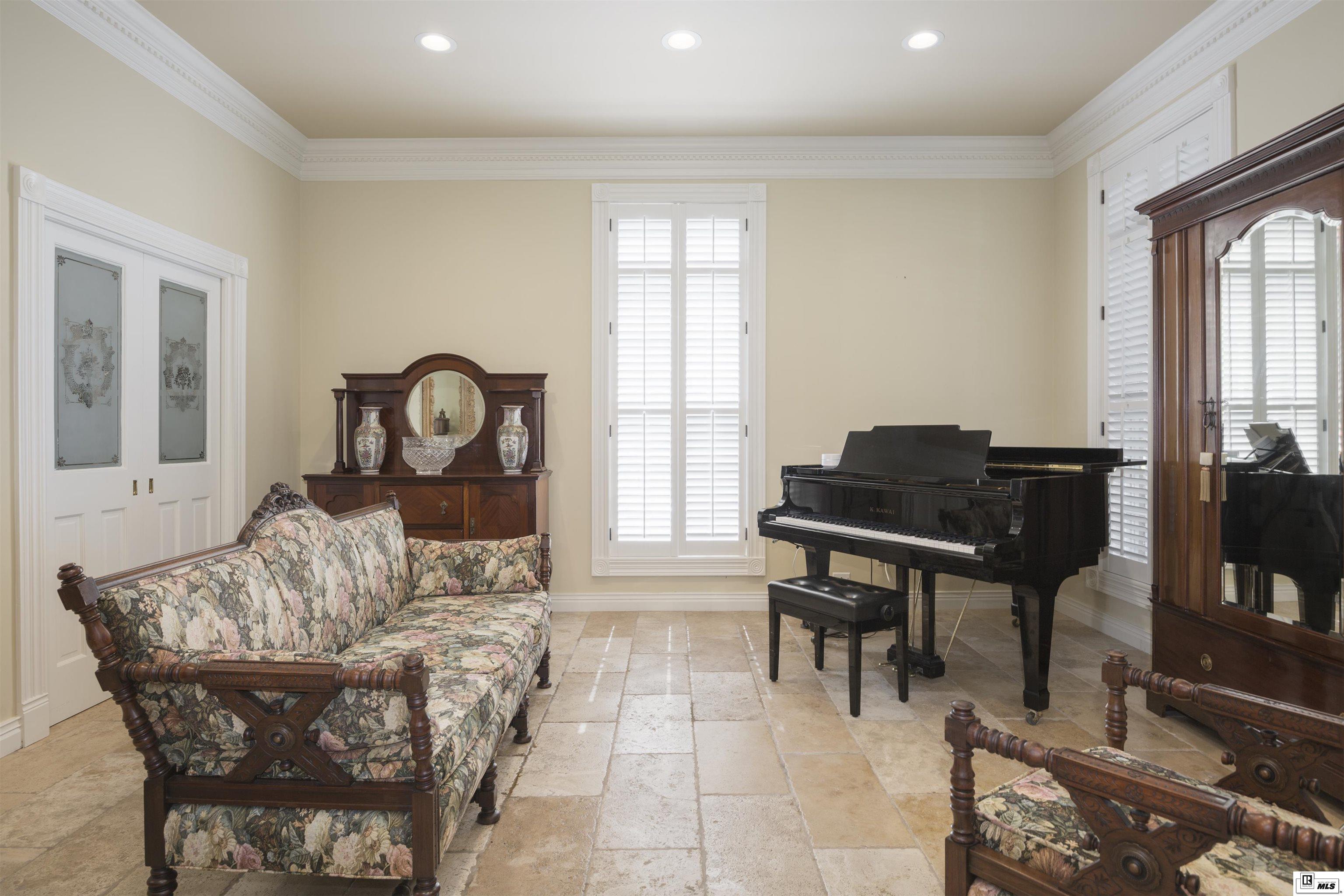 3009 Hunt Place