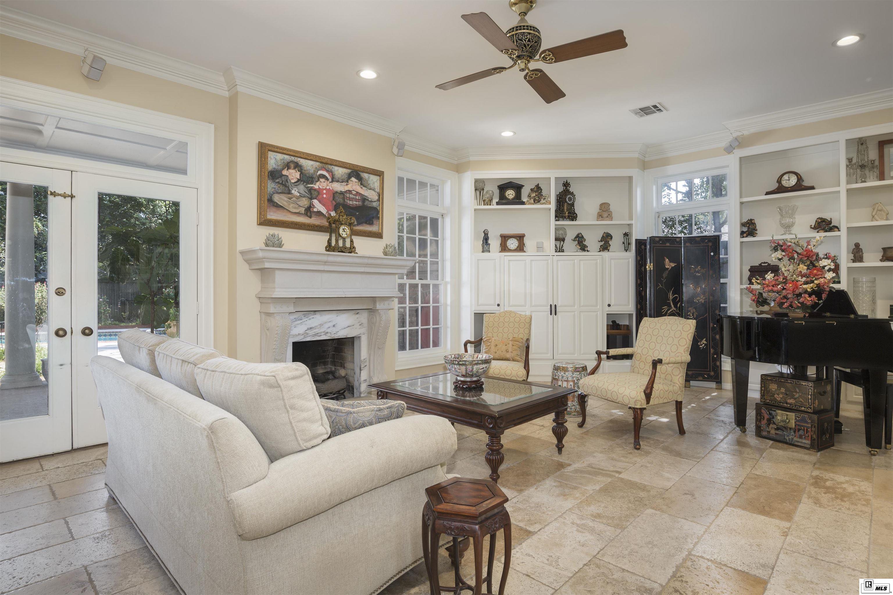 3009 Hunt Place
