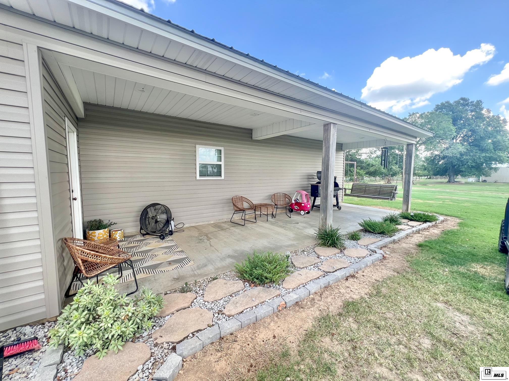 1187 Highway 878