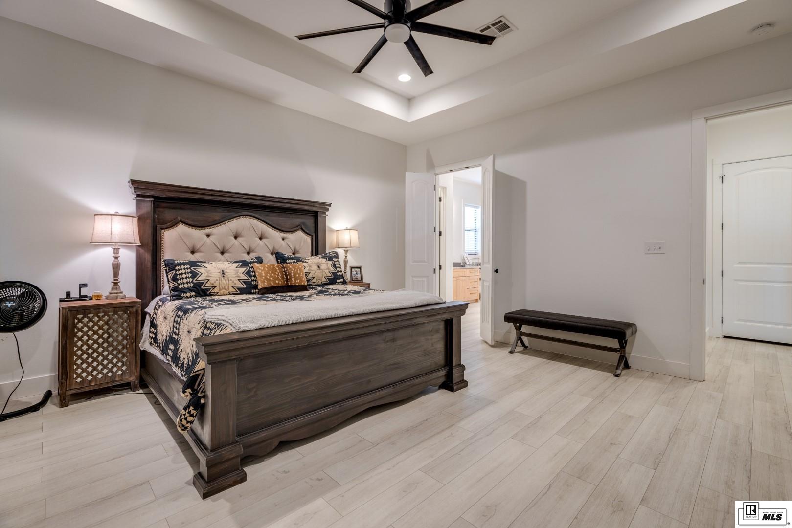 222 Ladelle Loop