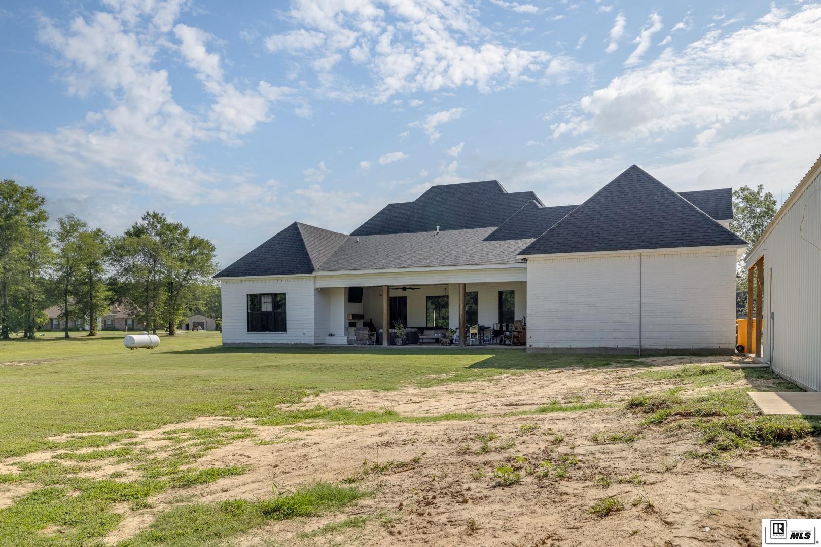 222 Ladelle Loop