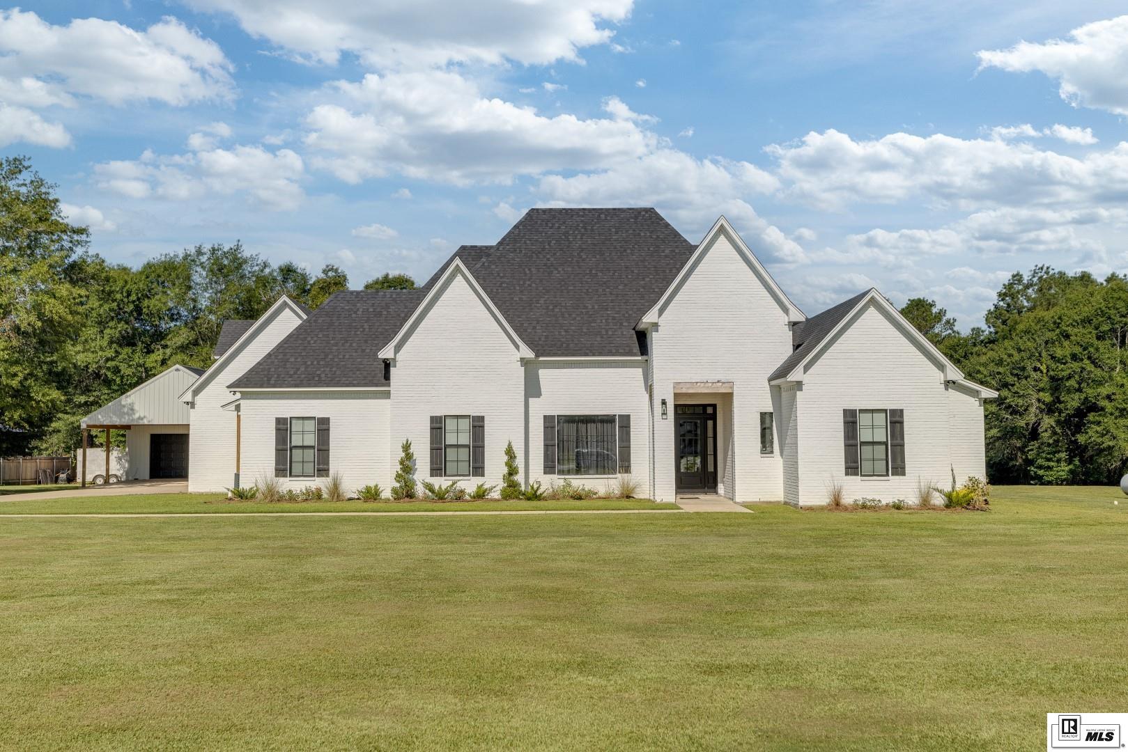 222 Ladelle Loop