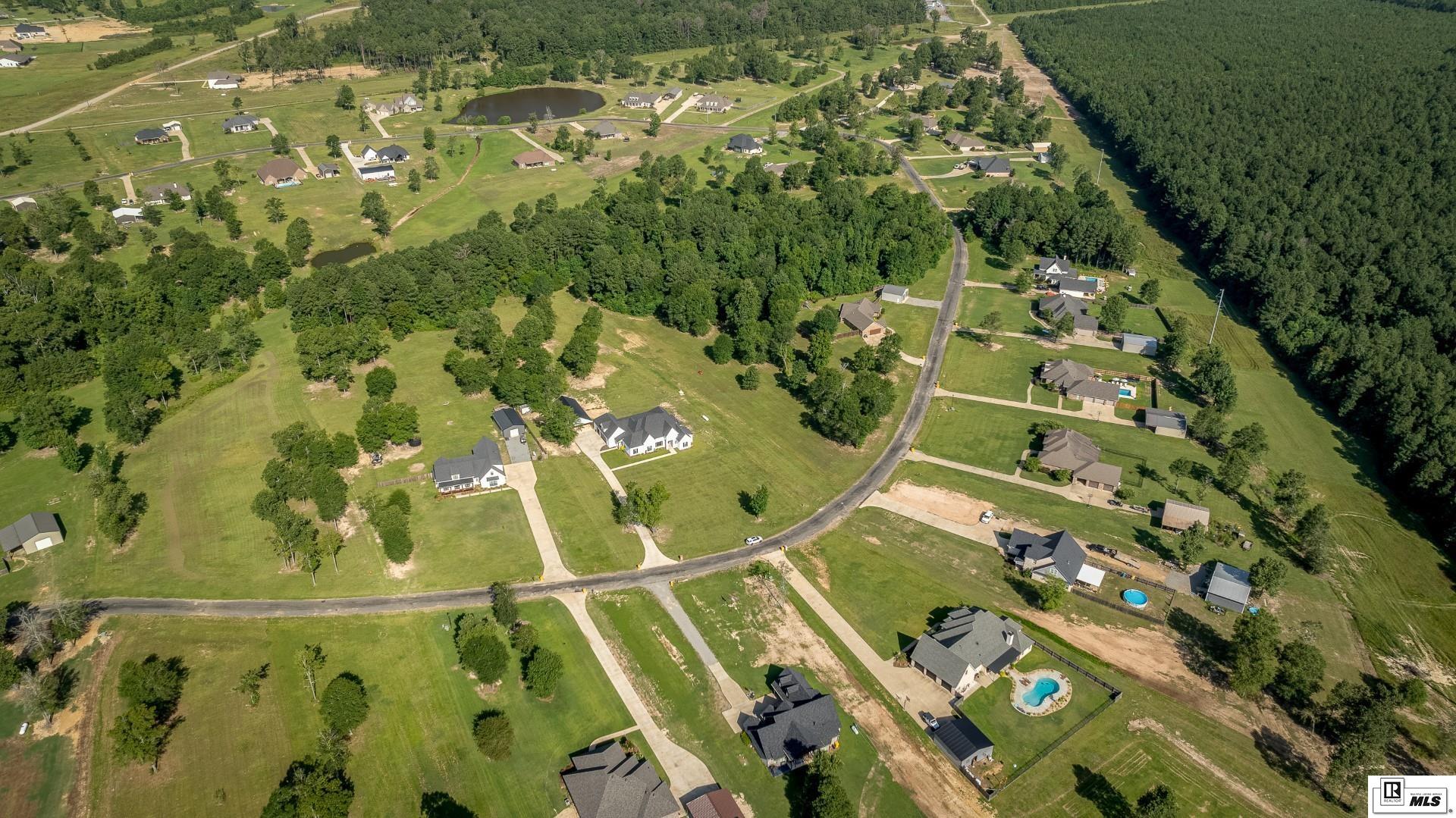 222 Ladelle Loop