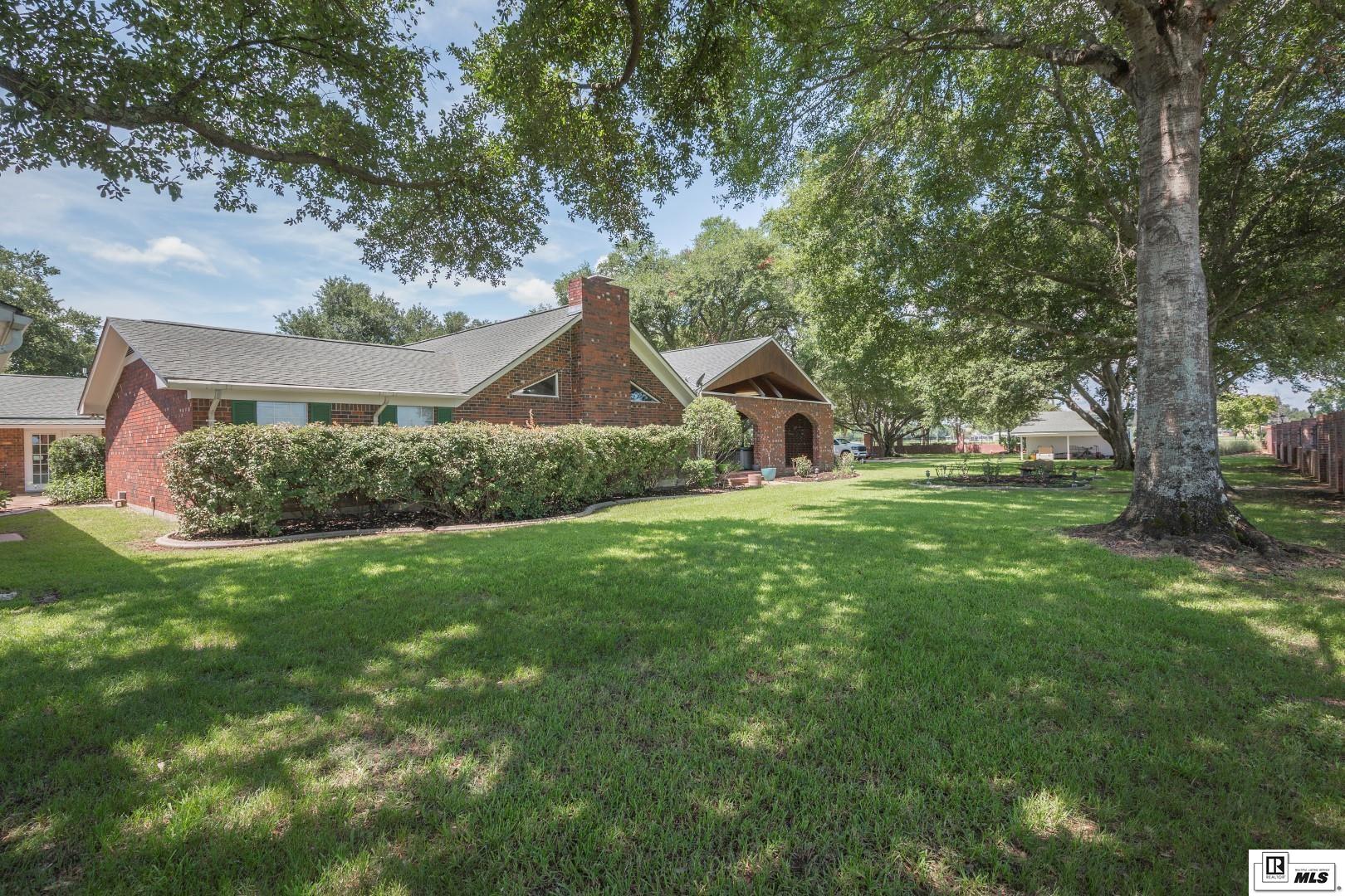 52 Chapman White Road
