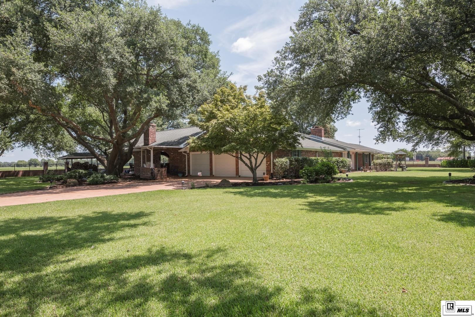 52 Chapman White Road