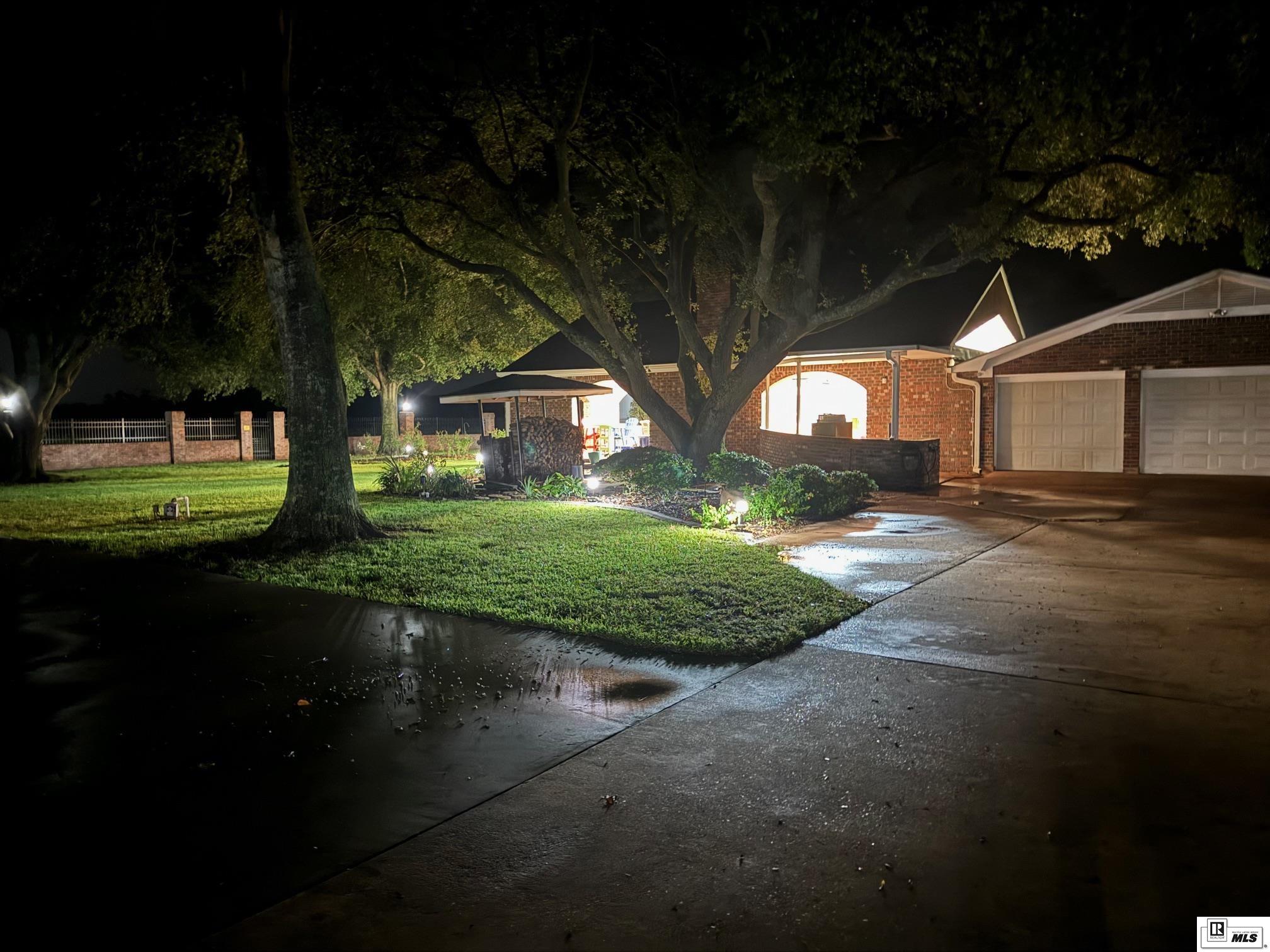 52 Chapman White Road
