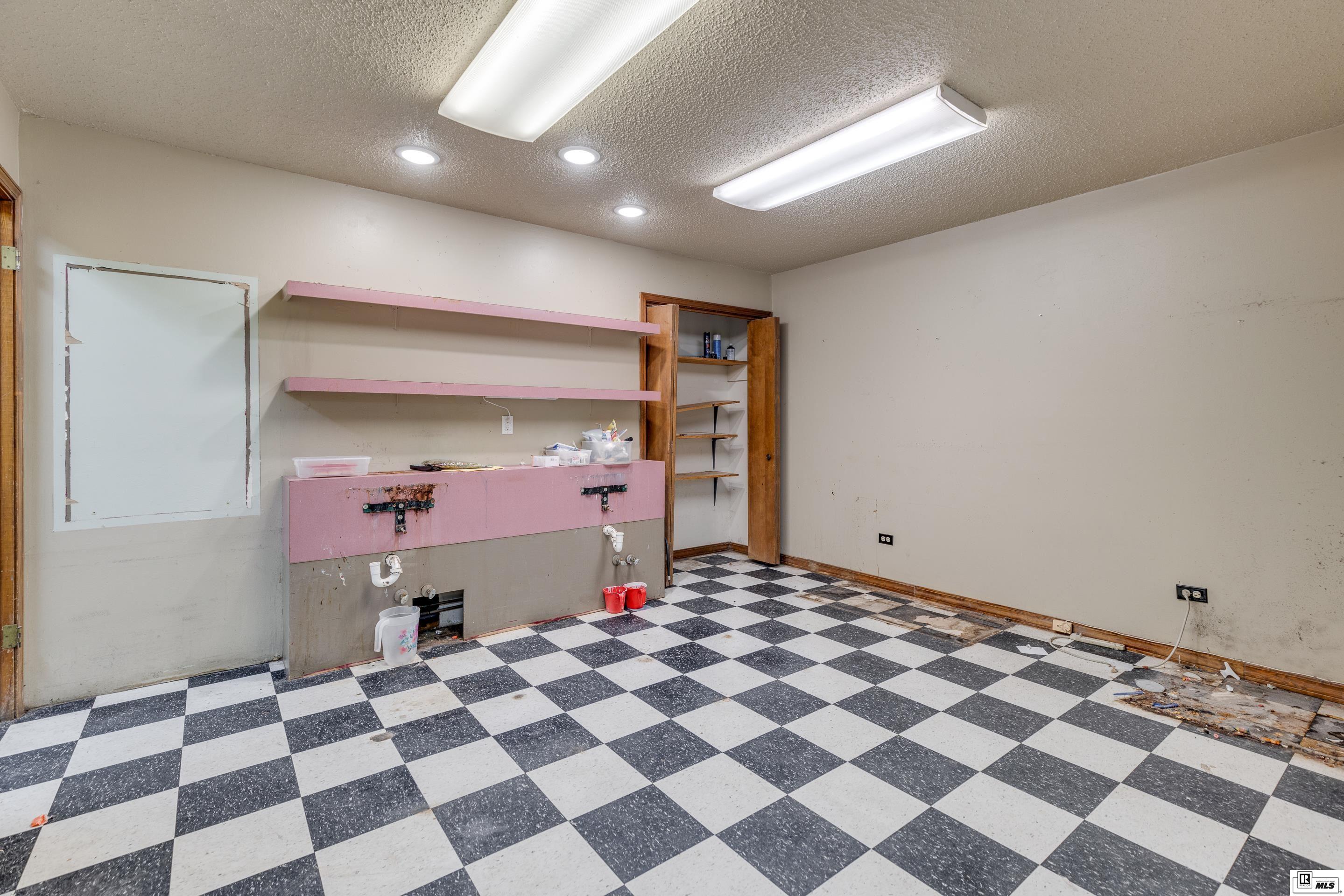 2106 12th  Street