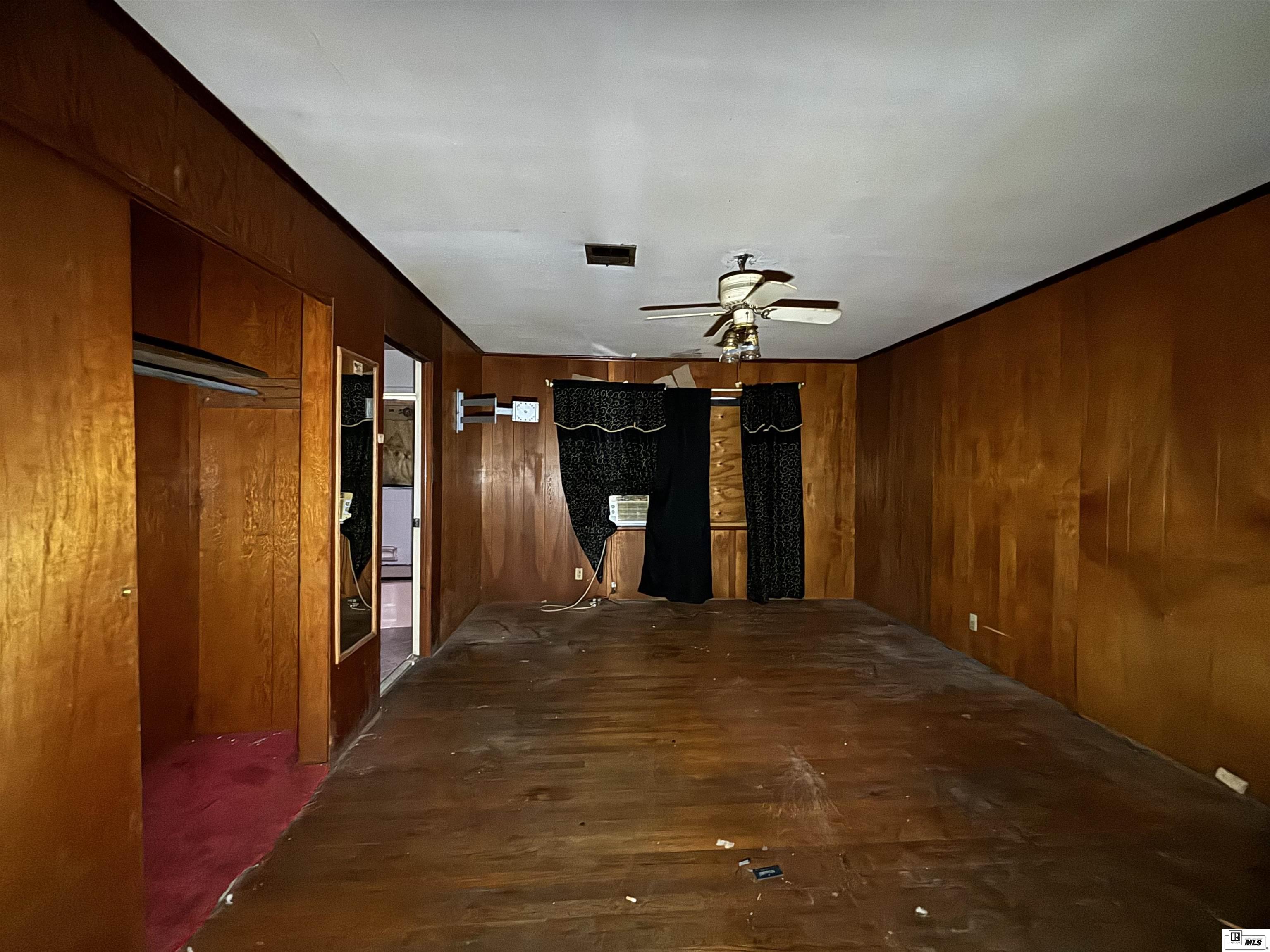 1407 Dilling Street