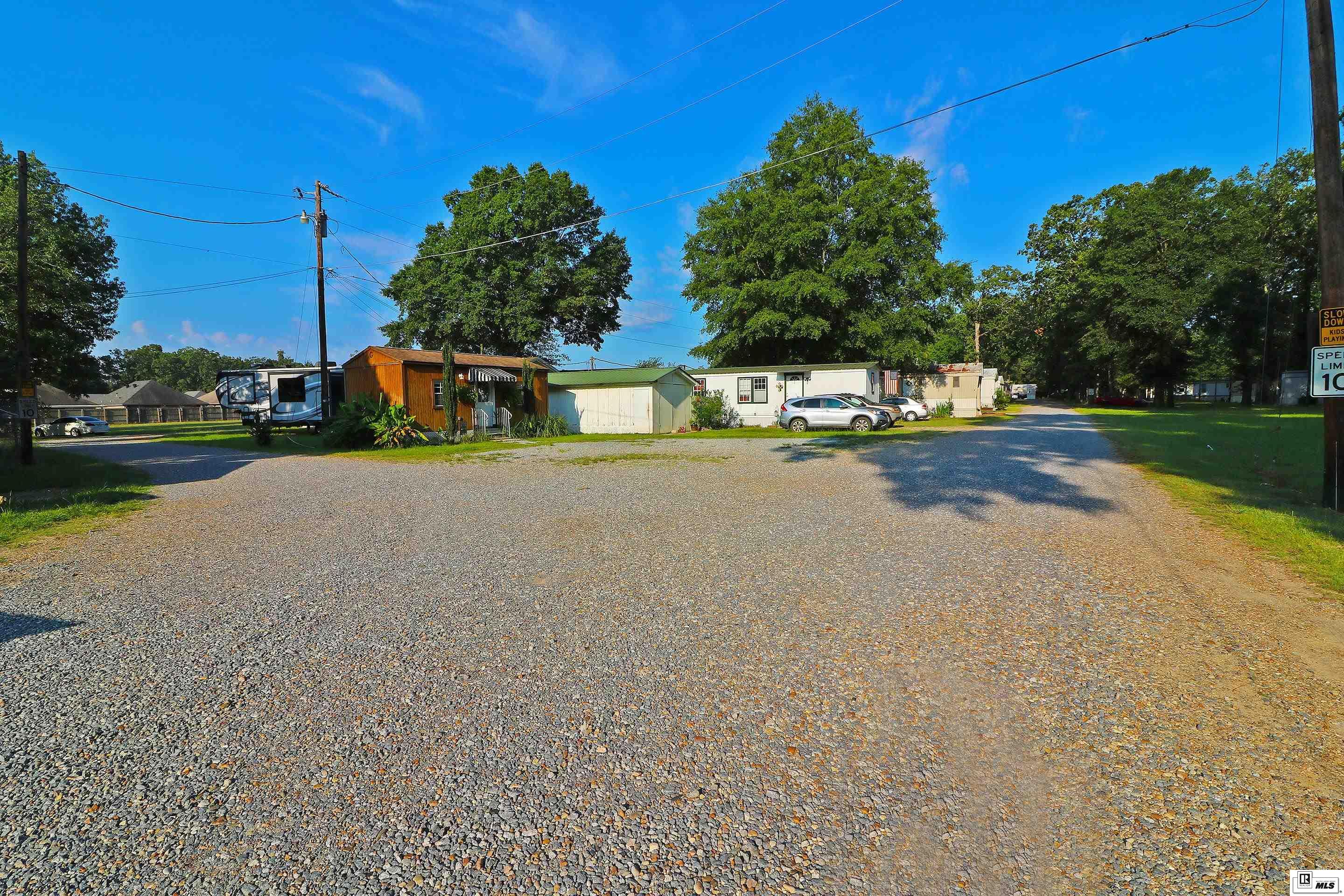 1103 Warren Drive 1005 Warren Dr.