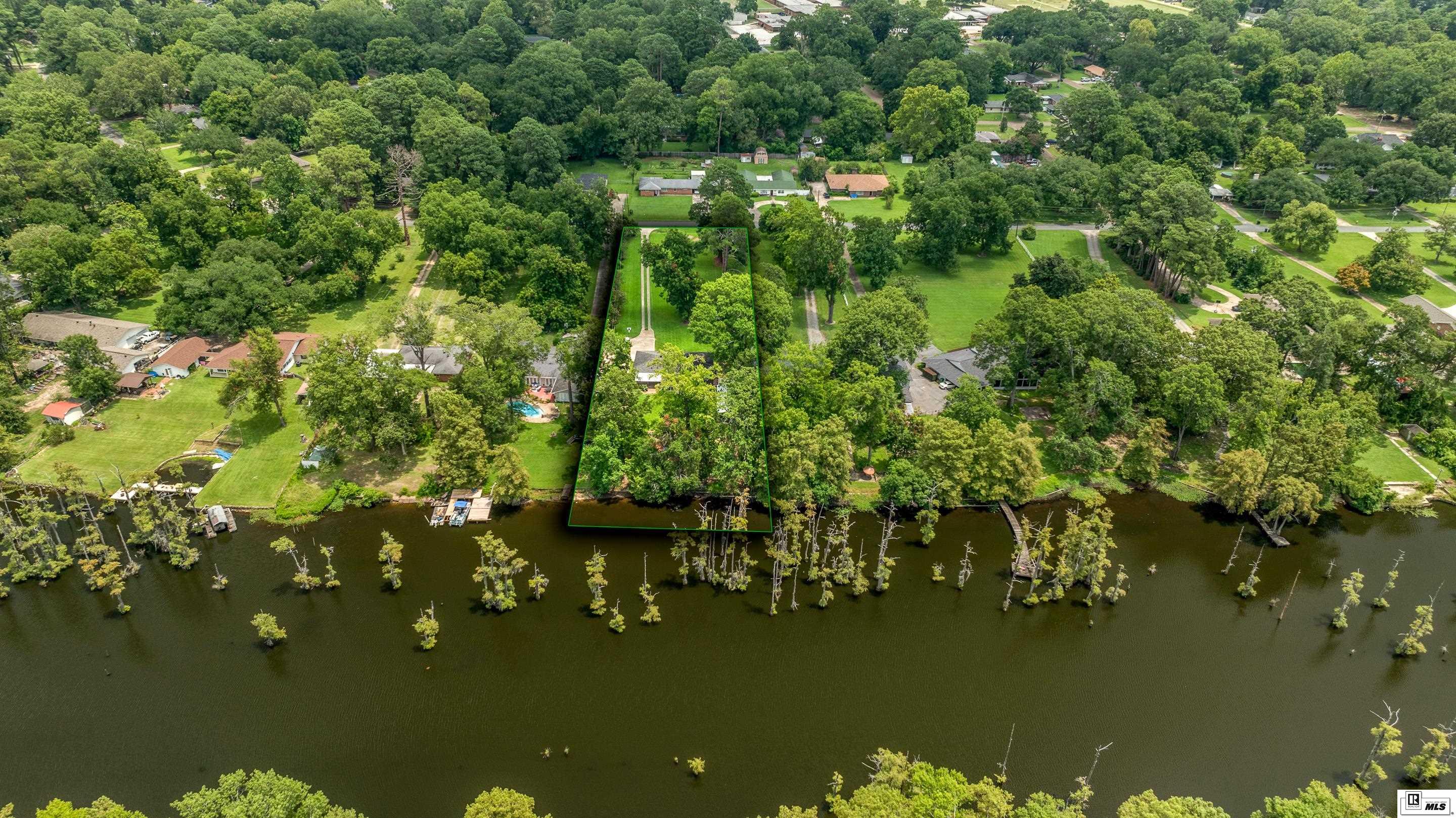 509 Lakeshore Drive
