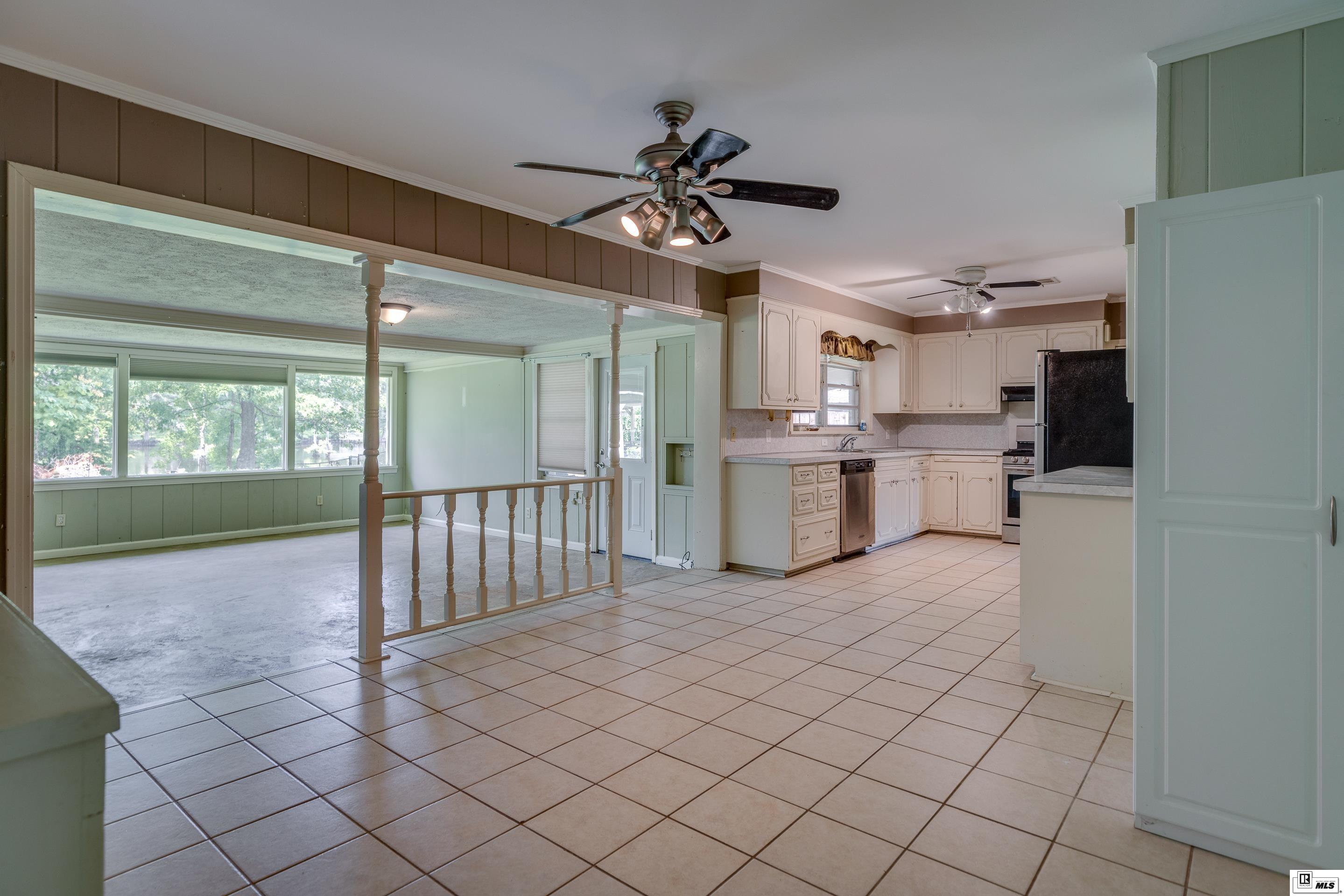 509 Lakeshore Drive