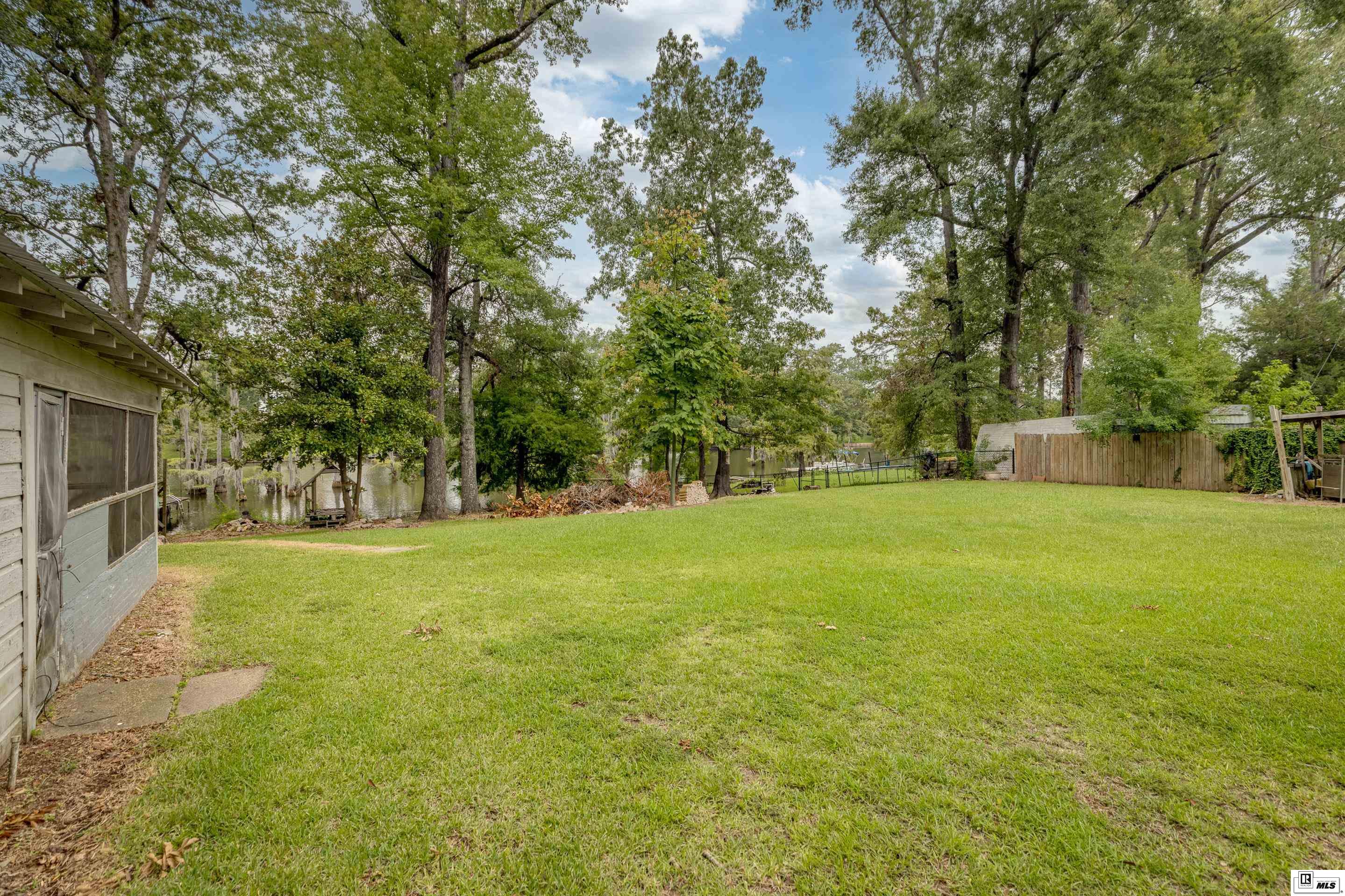 509 Lakeshore Drive