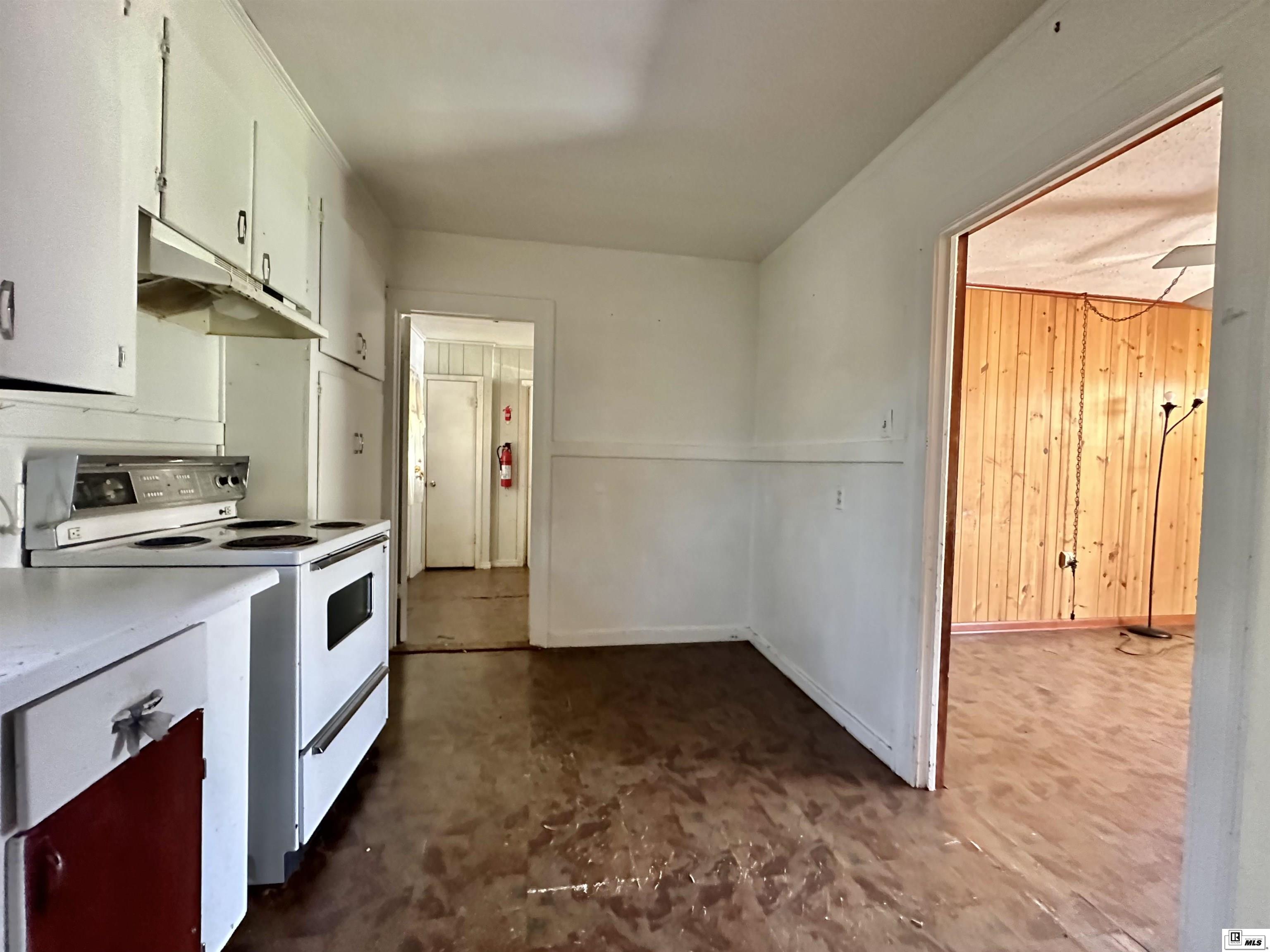 110 Boone Street, Apt 1