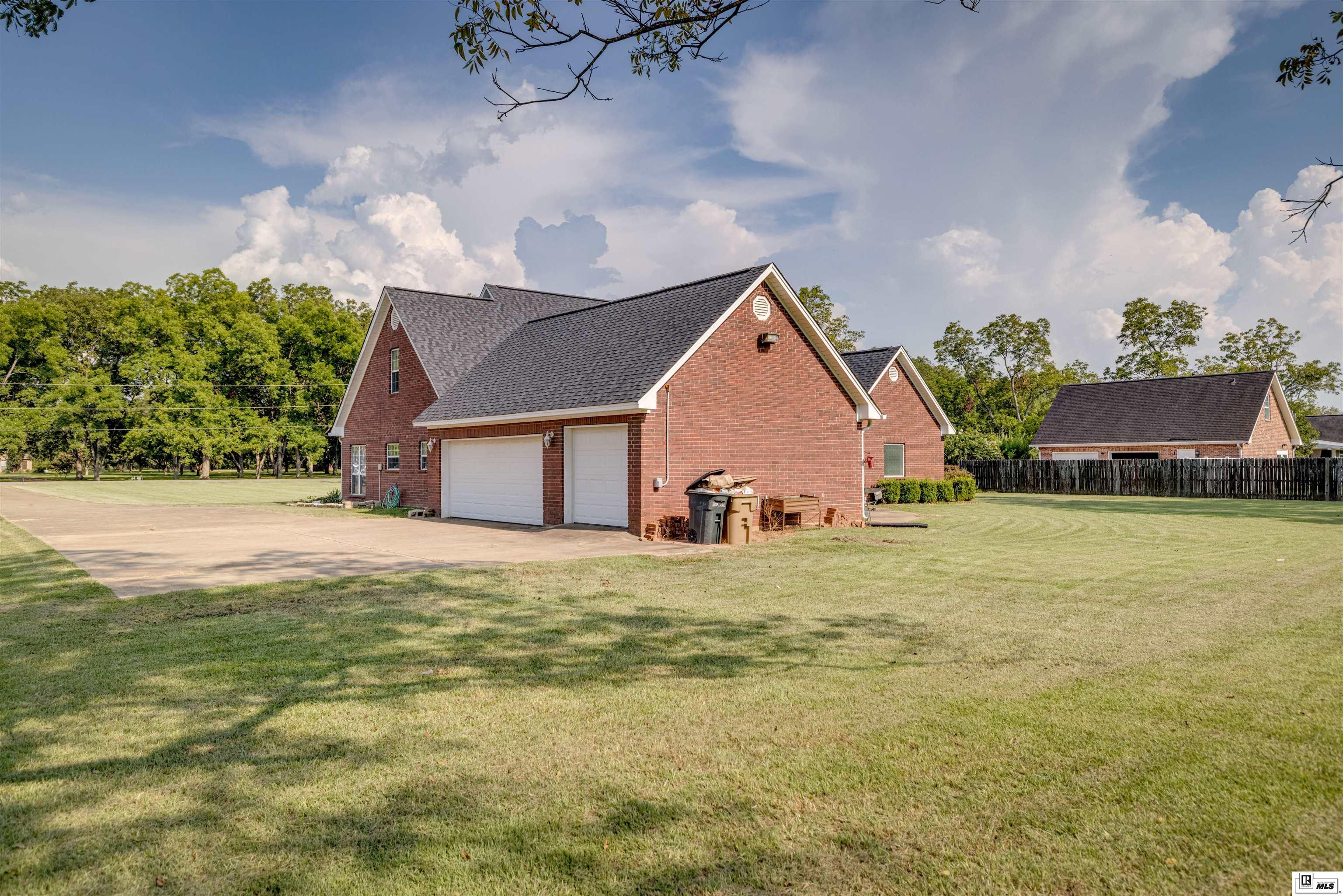 801 Stubbs Vinson Road