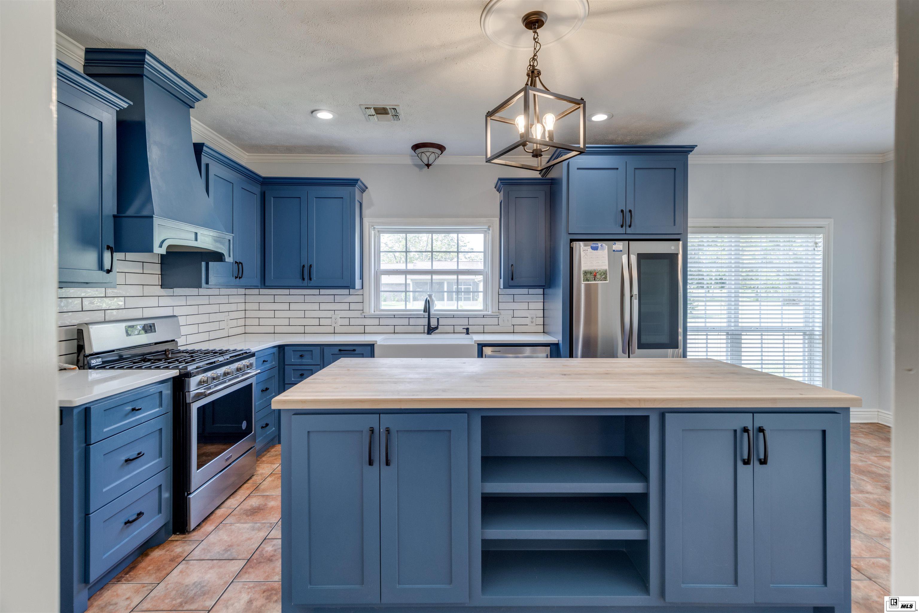 801 Stubbs Vinson Road