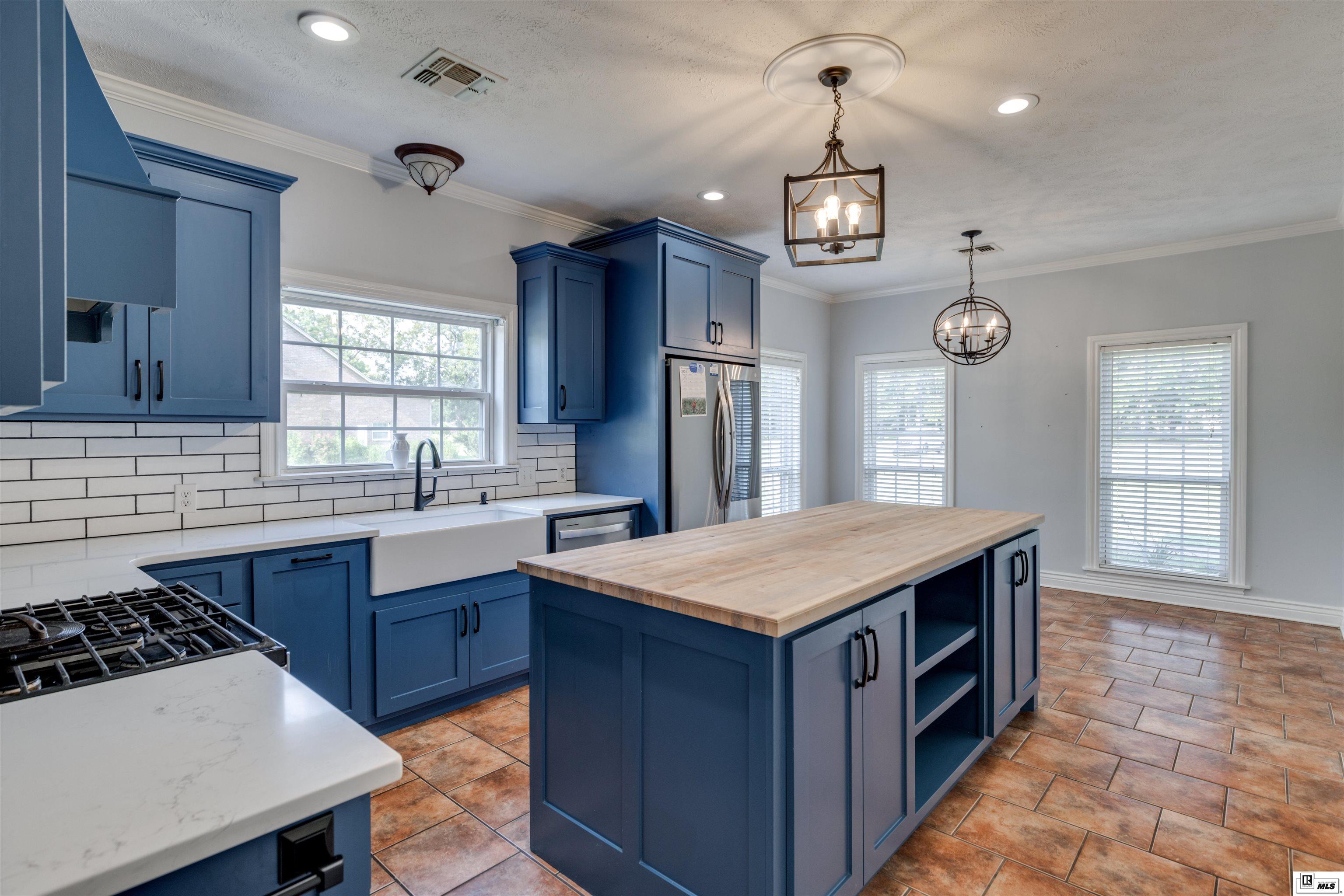 801 Stubbs Vinson Road