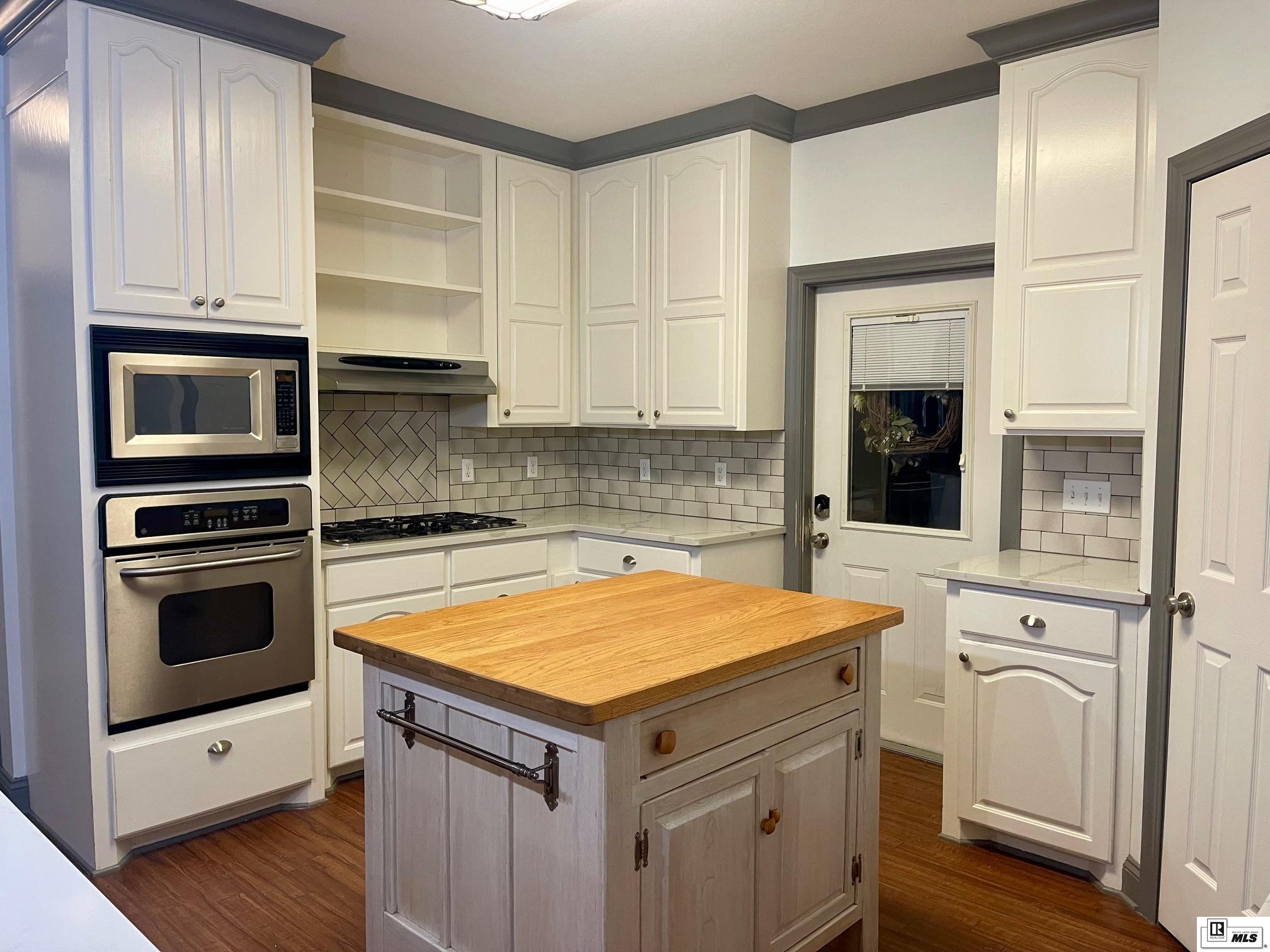 124 Comanche Trail