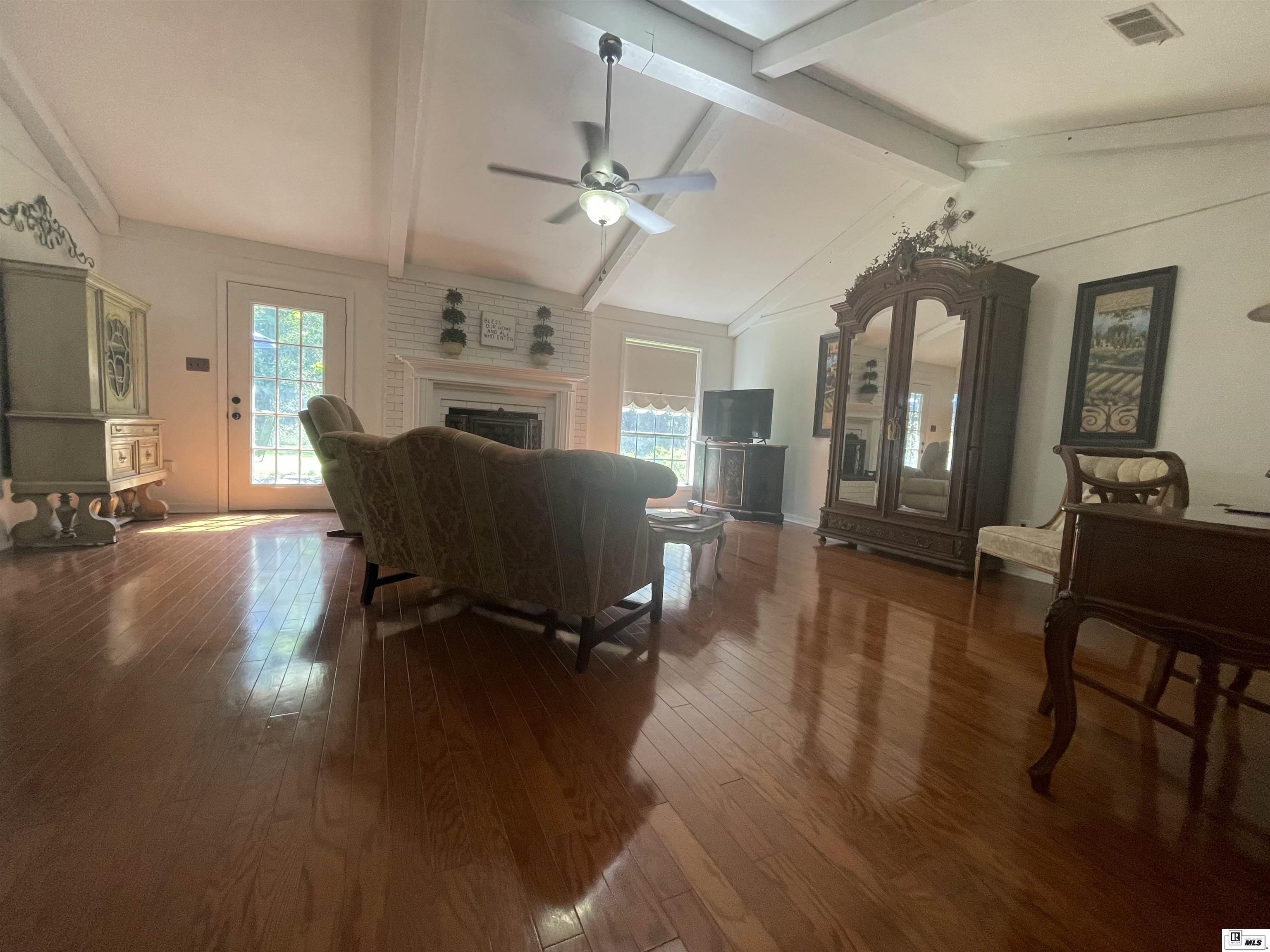 218 Sylvan Meadows Loop