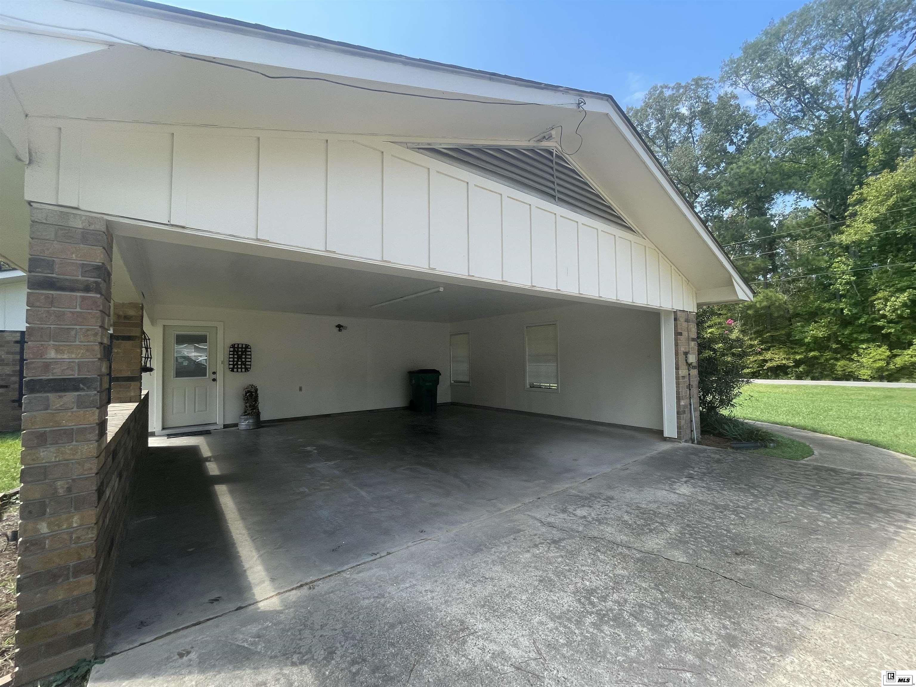 218 Sylvan Meadows Loop