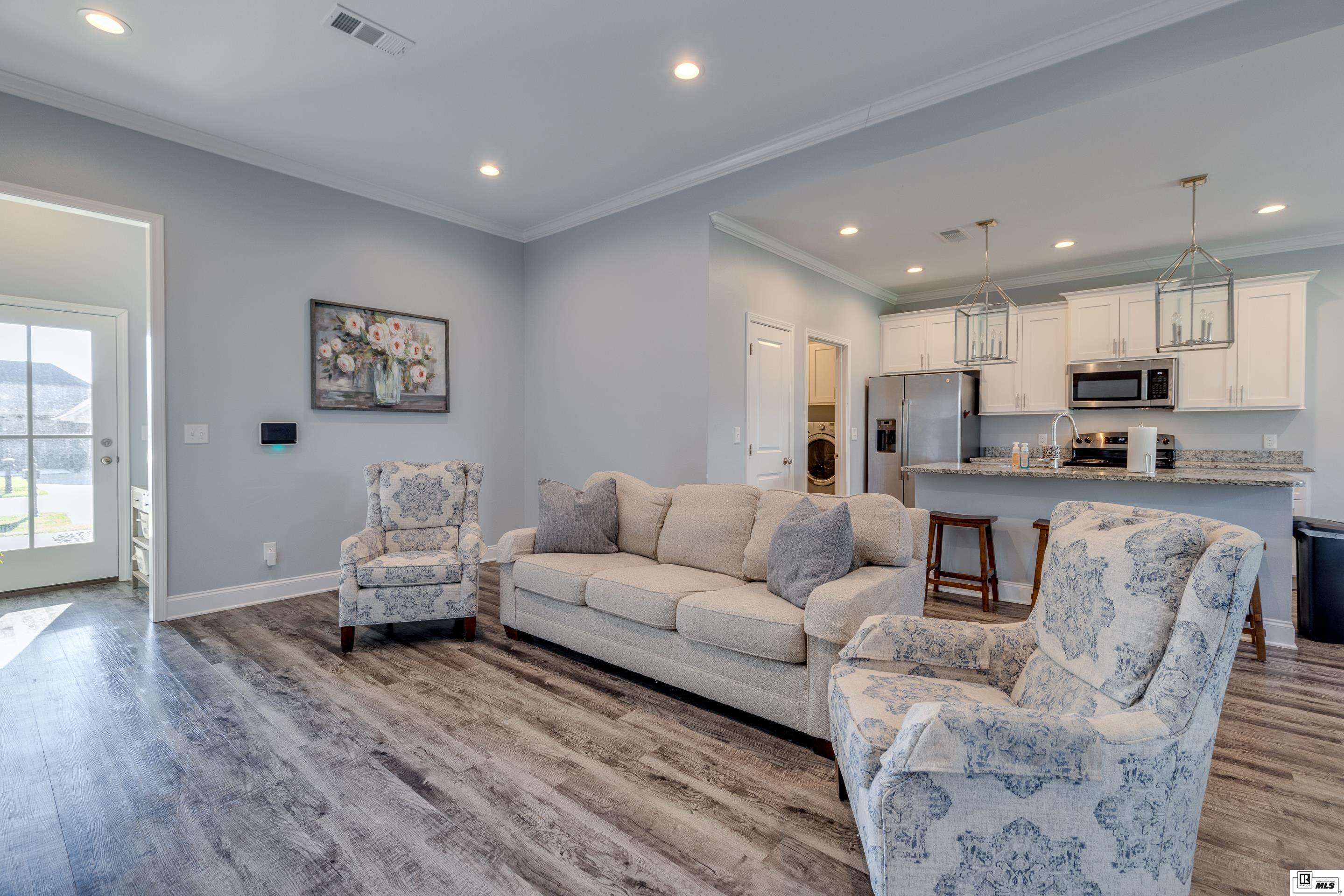 130 Yellow Pine Drive