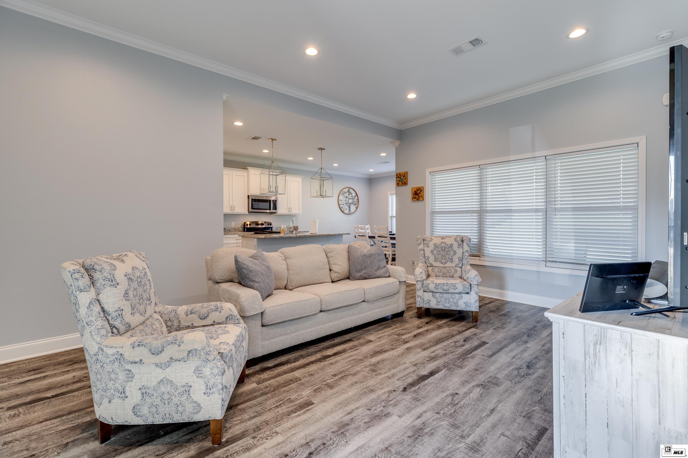 130 Yellow Pine Drive