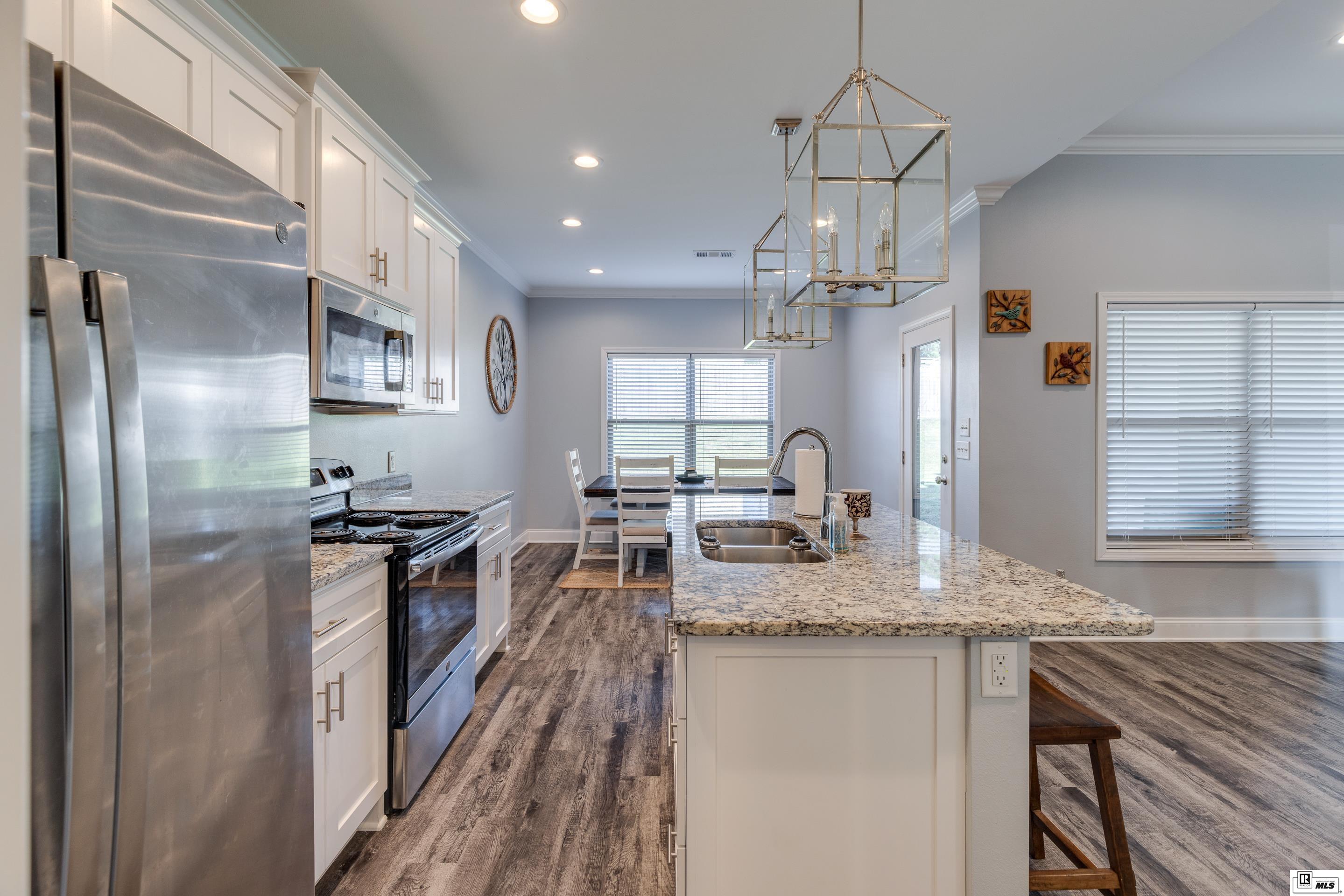 130 Yellow Pine Drive