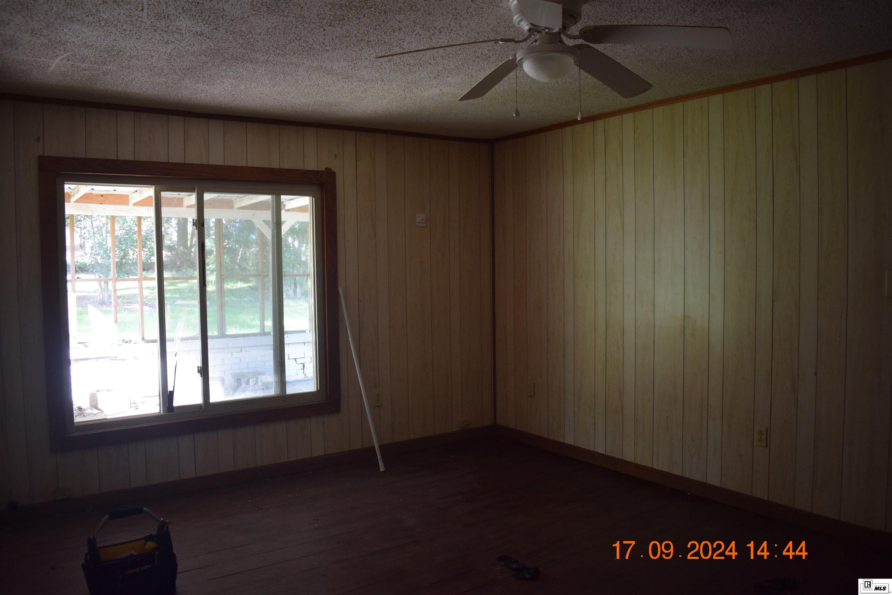 201 Walnut Avenue